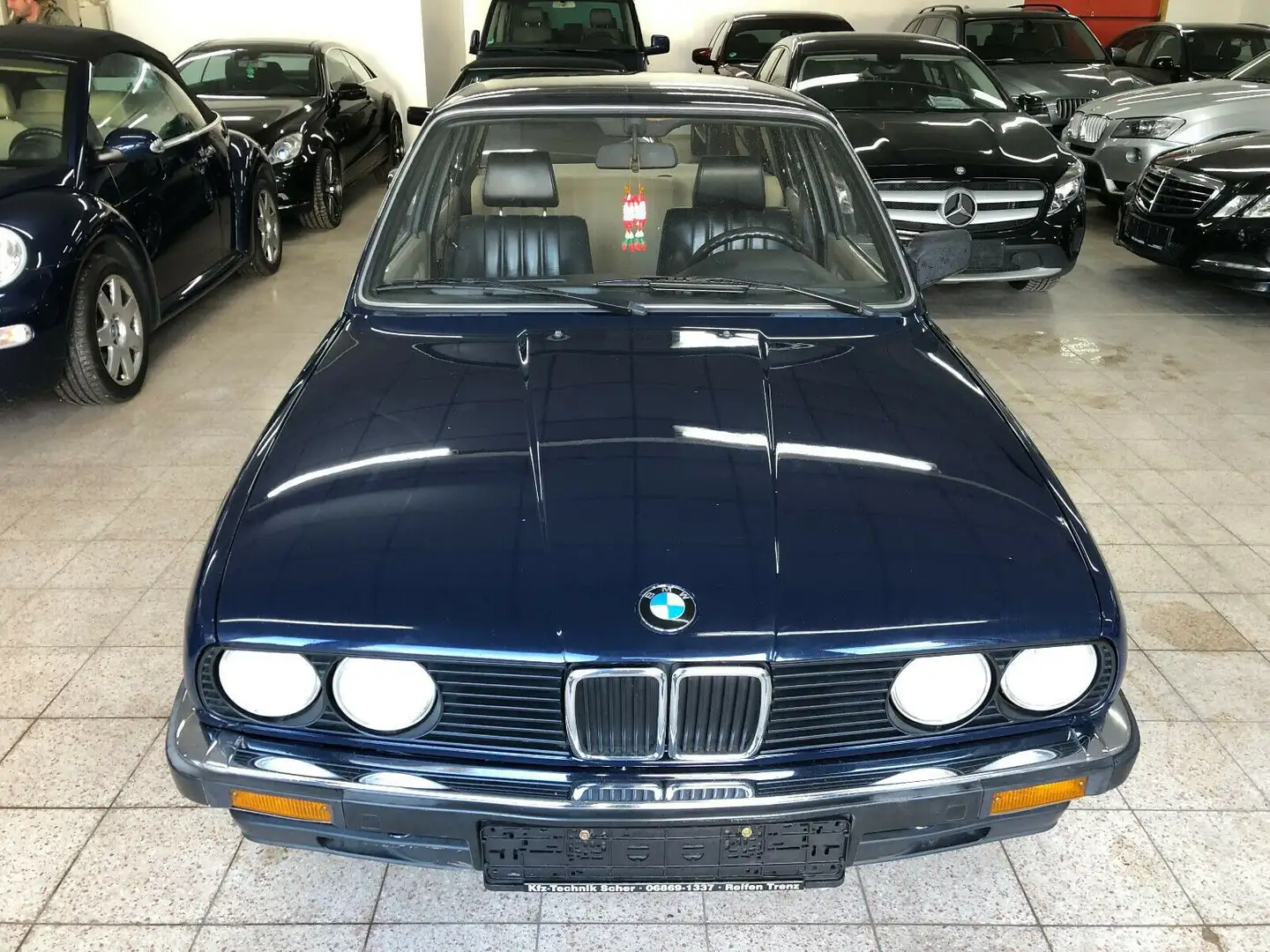 BMW 320 i E30 Originalzustand/ 1.Hand Blu/Azzurro - 2