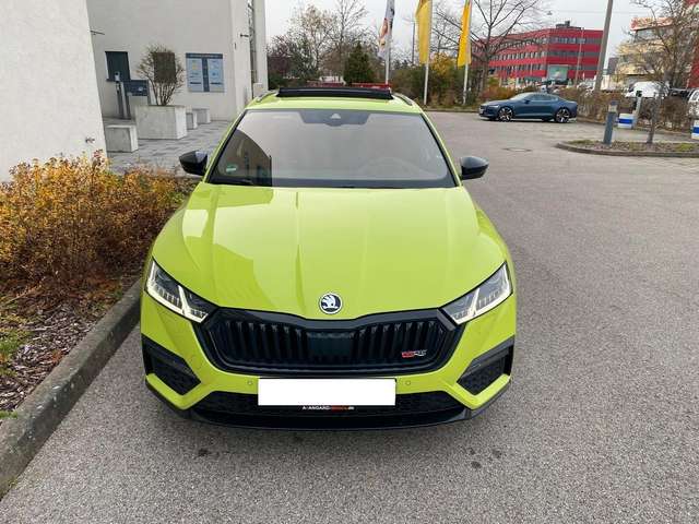 Imagine Skoda Octavia Octavia Combi 2.0 TDI 4x4 DSG RS