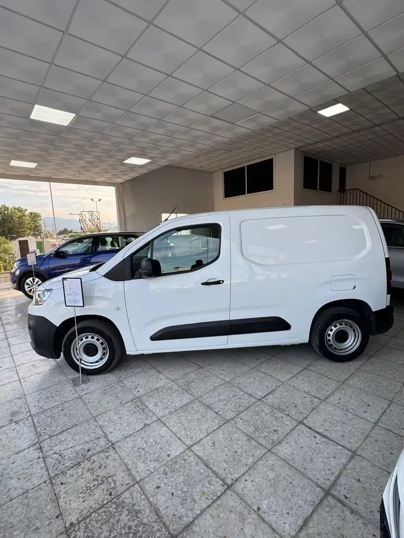 Citroen Berlingo Furgón Club 1.6BlueHDi 100 - 2