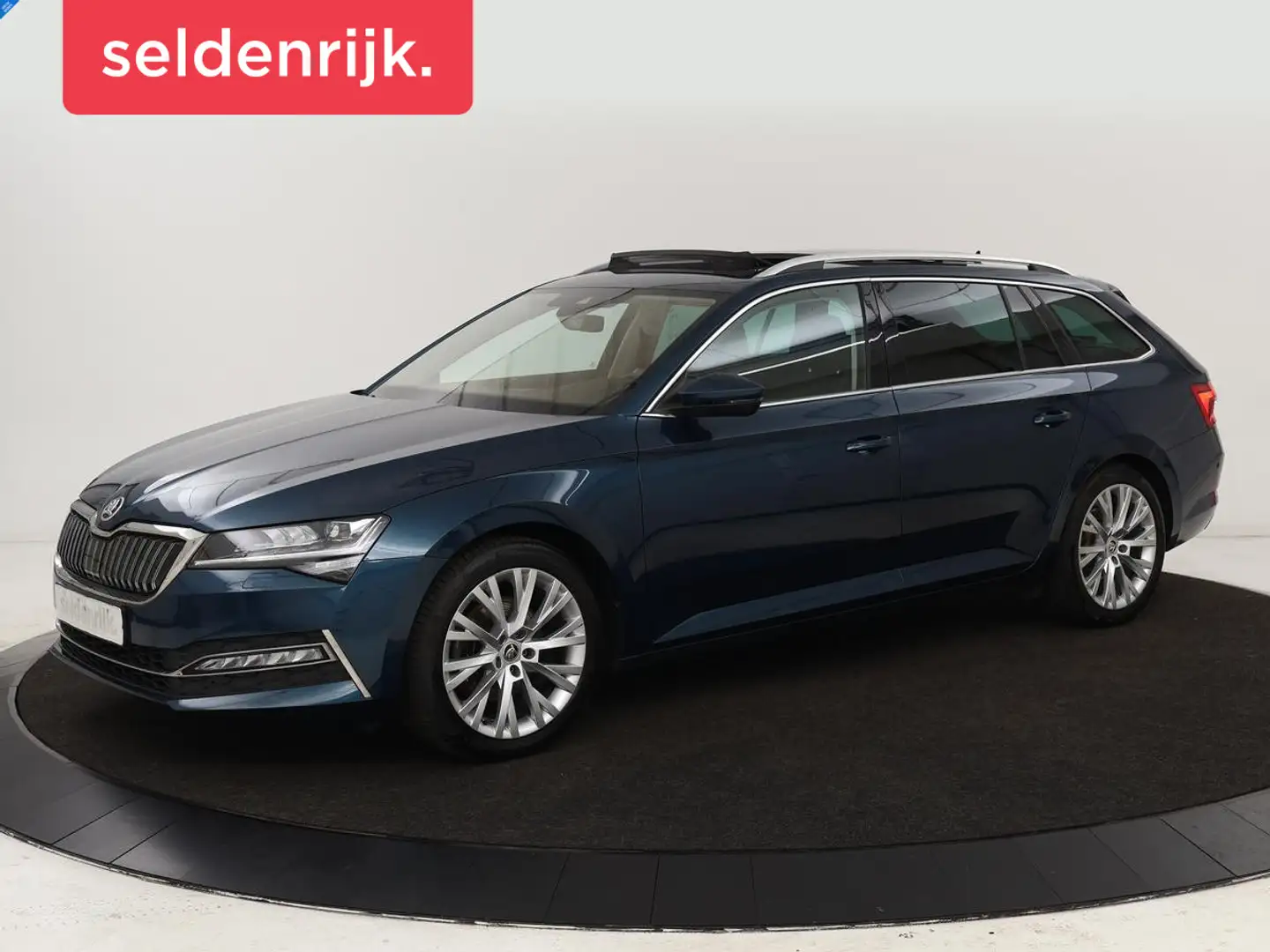 Skoda Superb 1.4 TSI iV Business Edition Plus | Panoramadak | S Blauw - 1