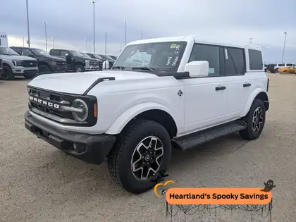 White 2026 Ford Bronco SUV / Crossover Four-Wheel Drive Automatic