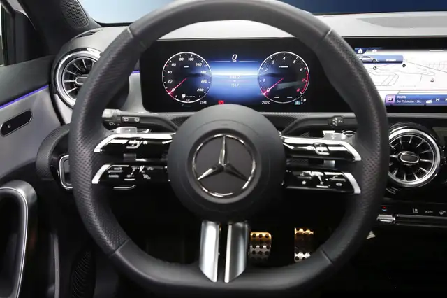 Mercedes-Benz A-Class view 13