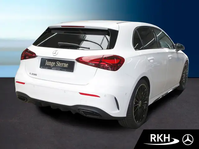 Mercedes-Benz A-Class view 3