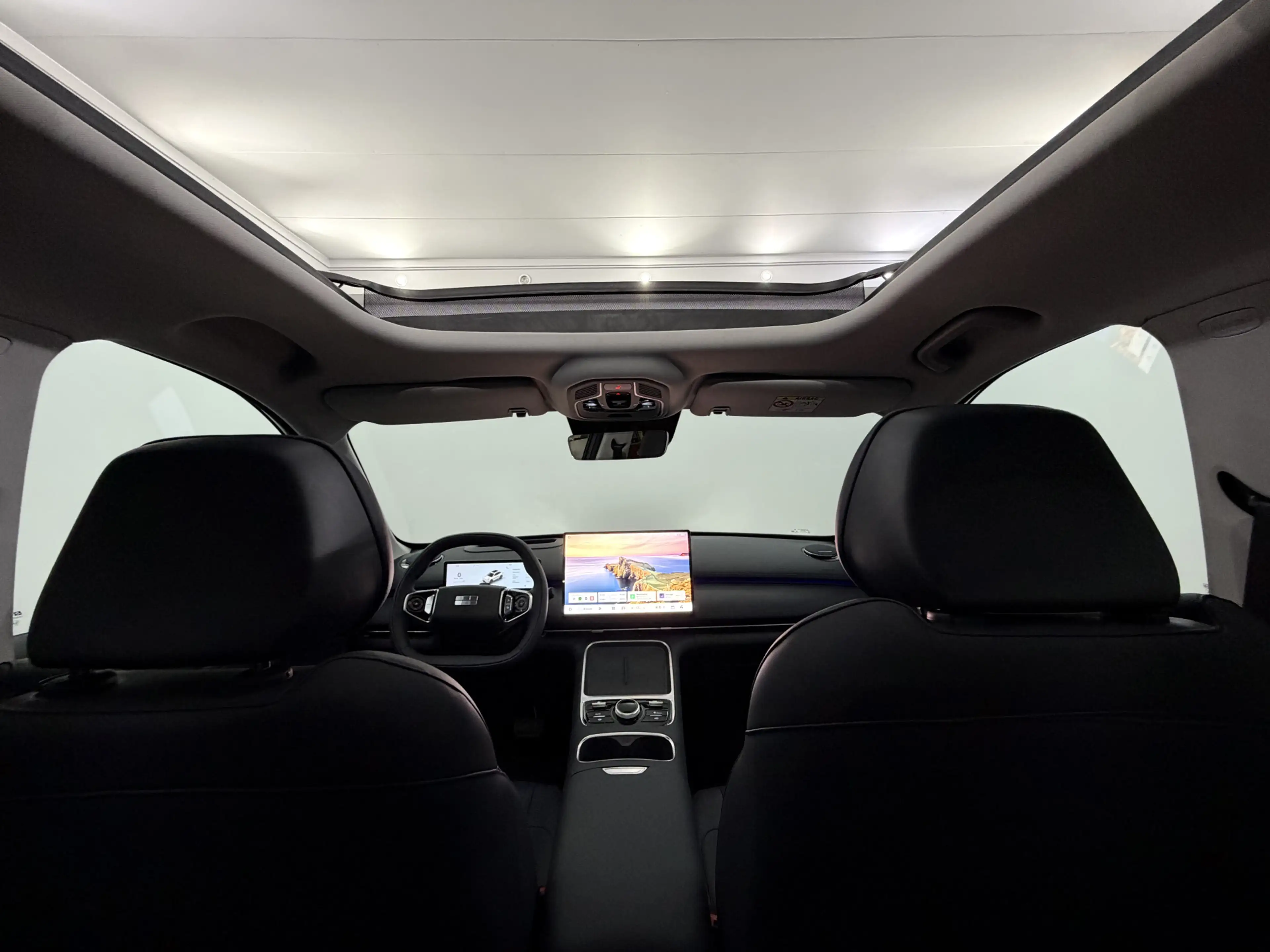 Geely Starray EM-i 1.5 Max+ Launch Edition Panoramadak, Leder, 360 Ca — photo 11