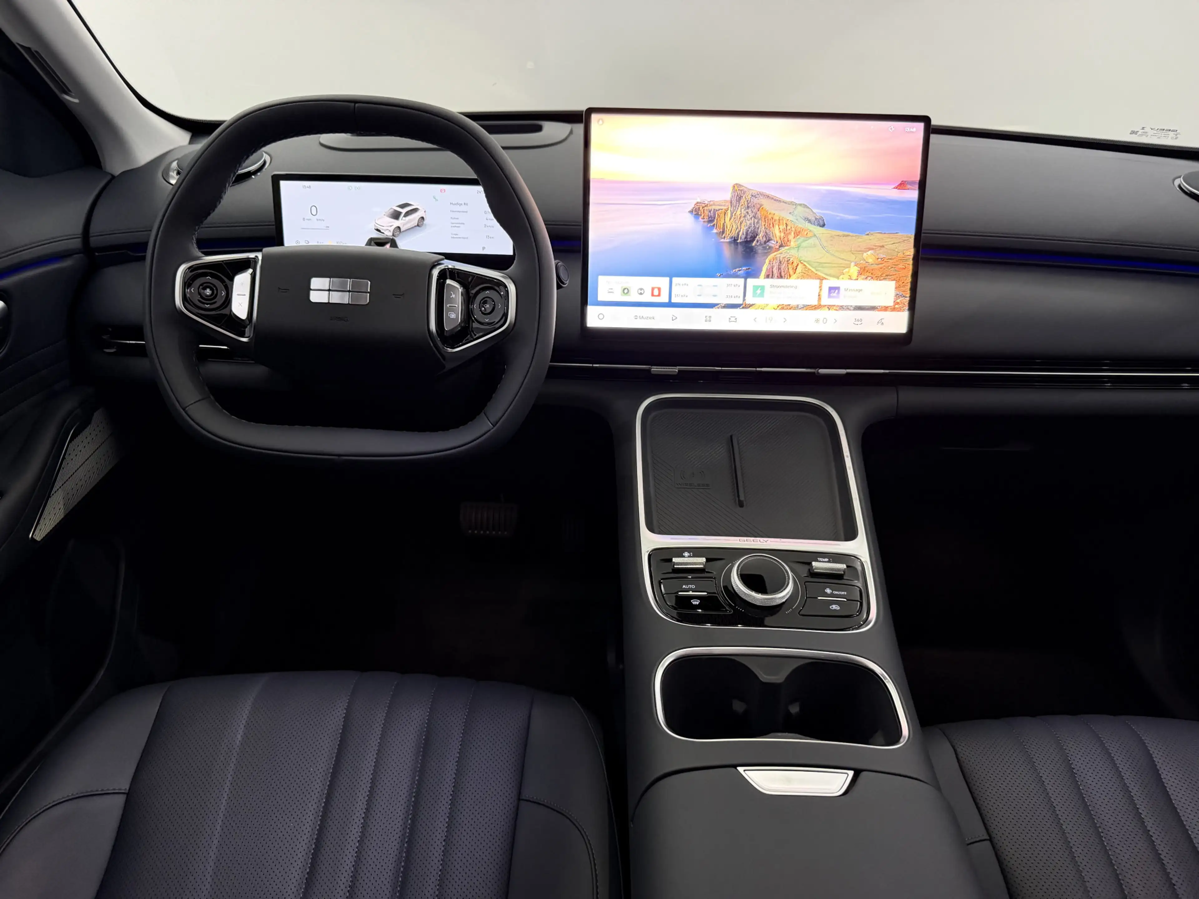 Geely Starray EM-i 1.5 Max+ Launch Edition Panoramadak, Leder, 360 Ca — photo 12