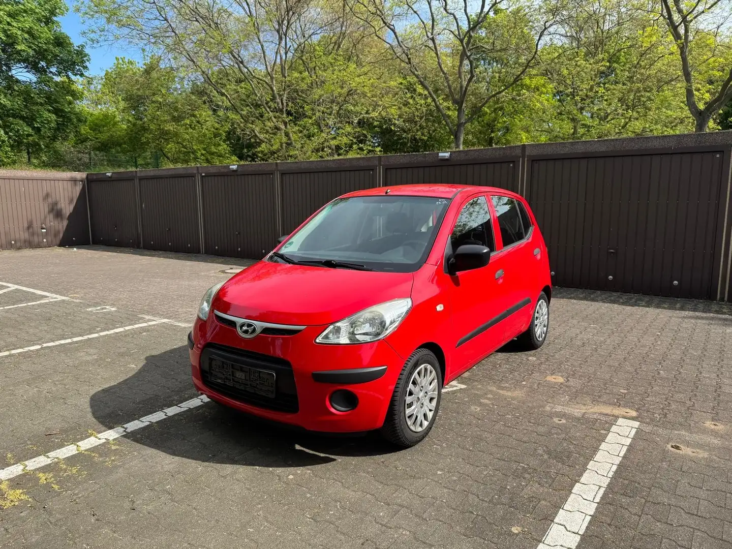 Hyundai i10 i10 1.1 Edition Plus Rot - 2