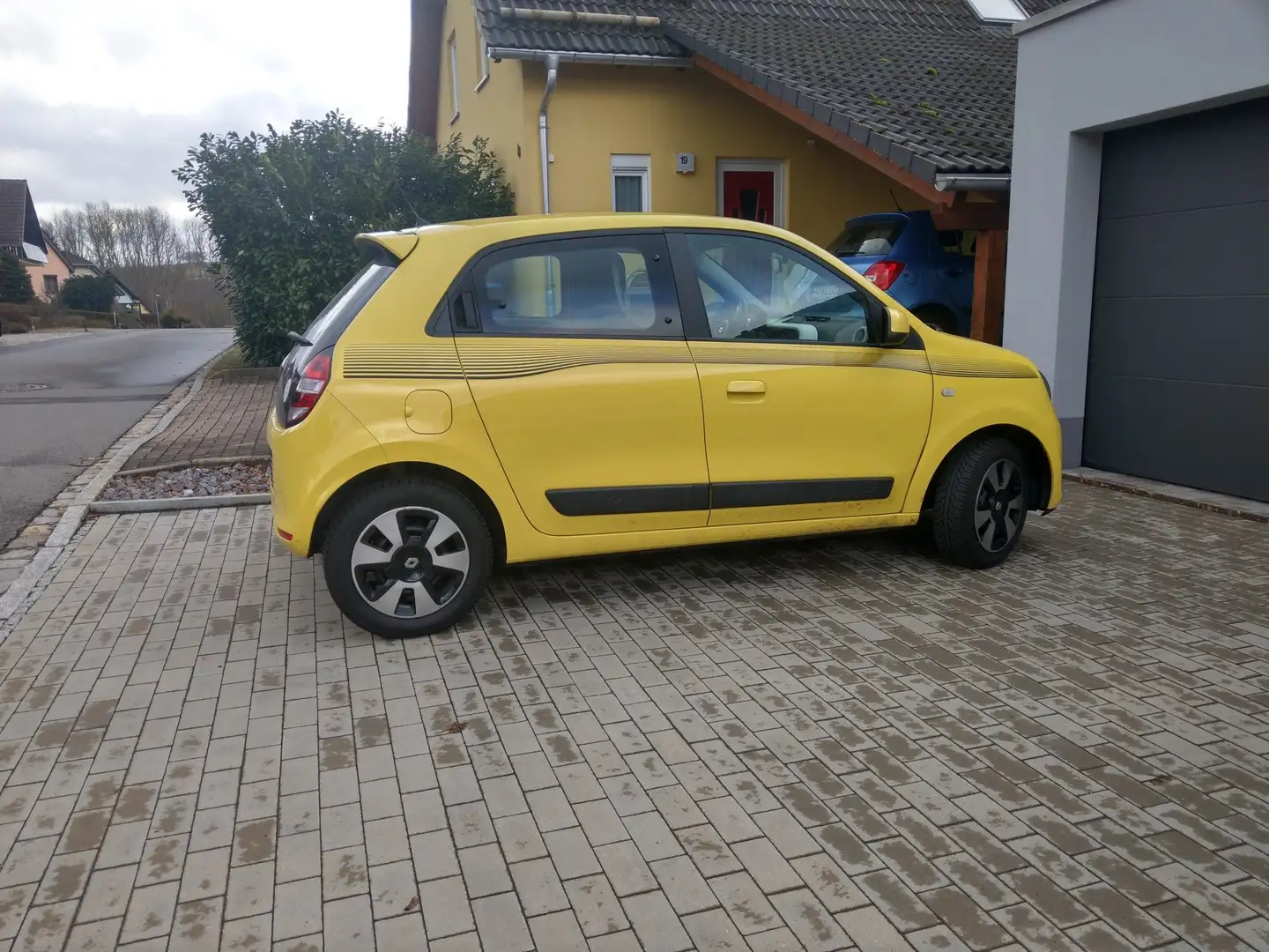 Renault Twingo SCe 70 Expression Gold - 1