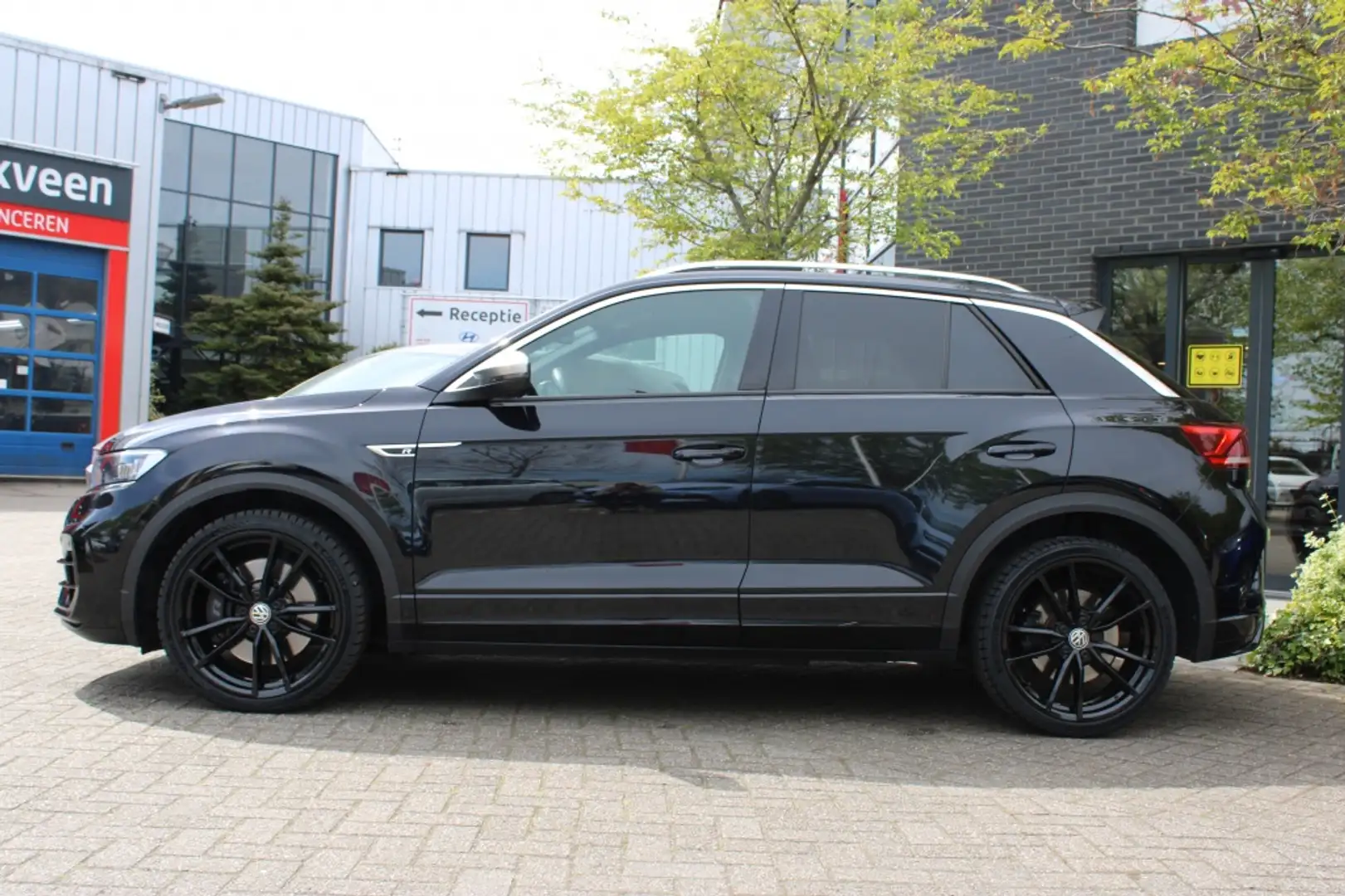 Volkswagen T-Roc 2.0 TSI 4Motion R 350PK! Pano/Virtual/19"/Cam "RIJ Zwart - 2