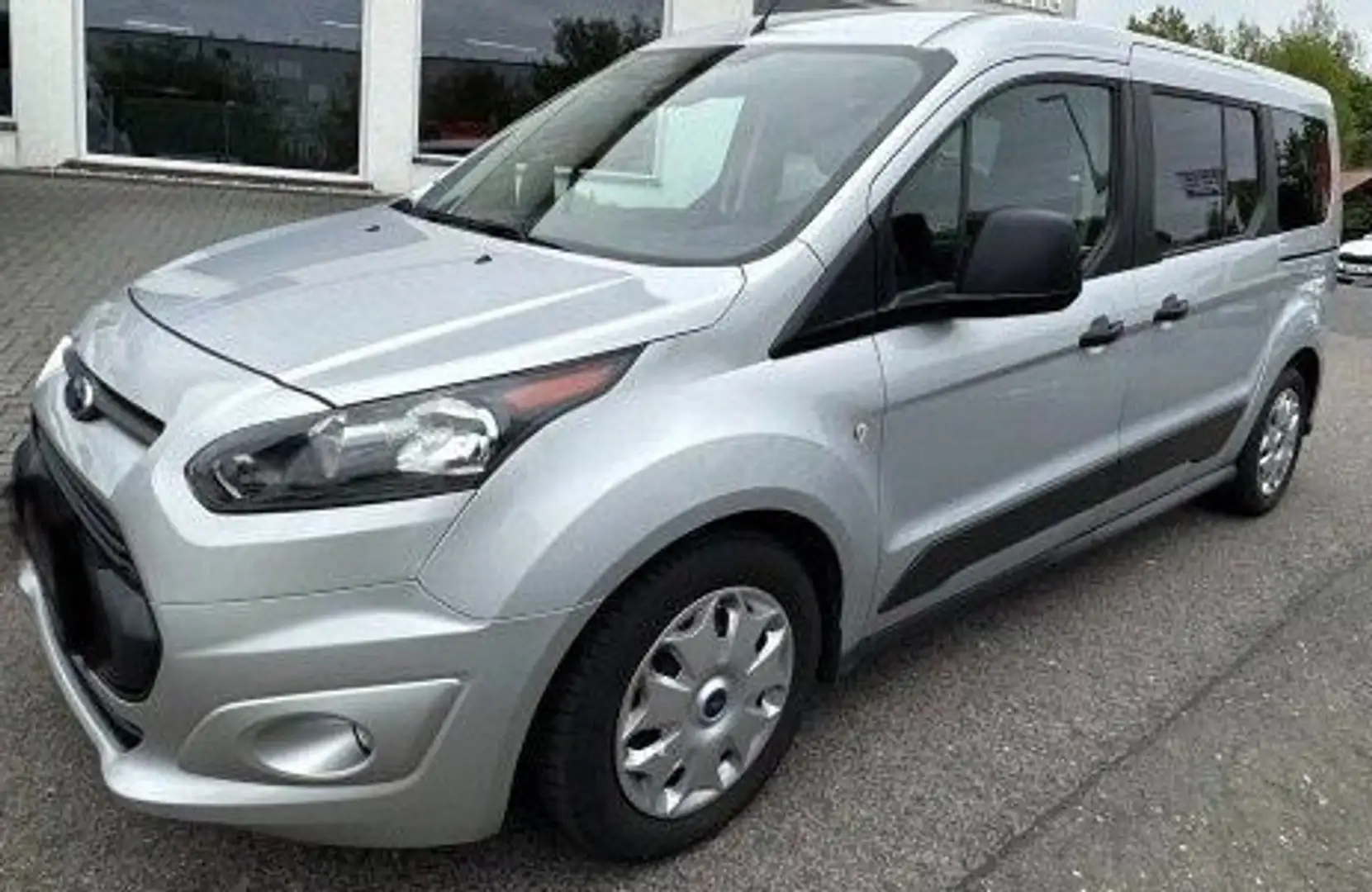 Ford Grand Tourneo Connect Ezüst - 2