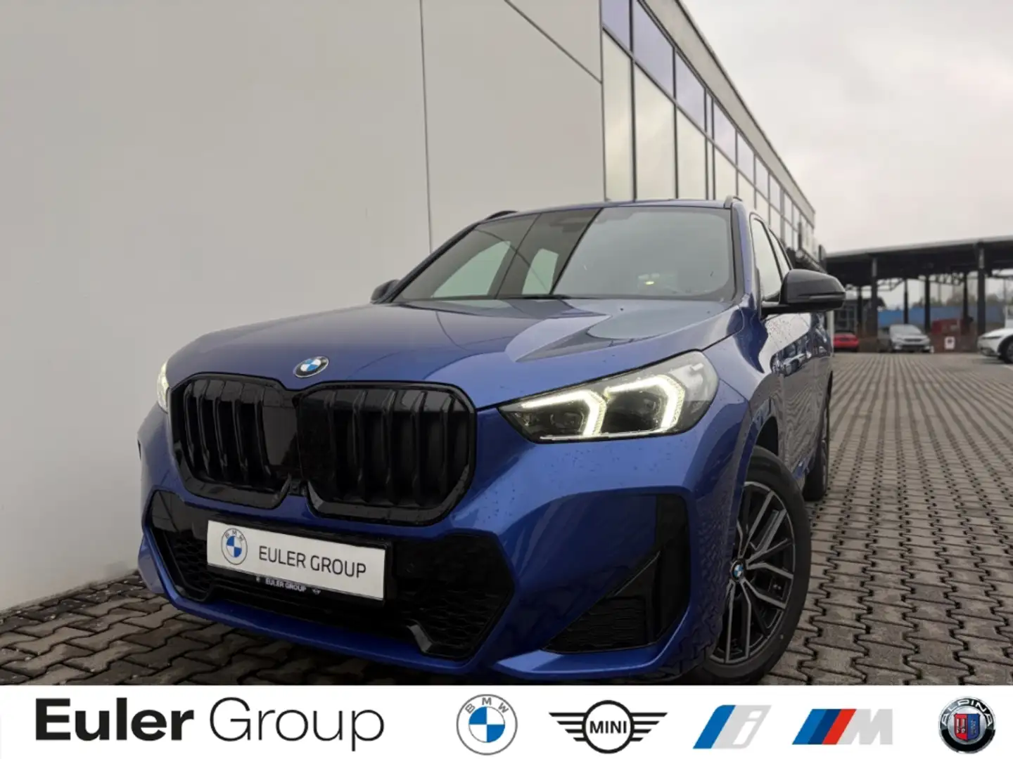 BMW X1 sDrive18dA M-Sport SHZ PANO H/K HUD LCProf Blau - 1