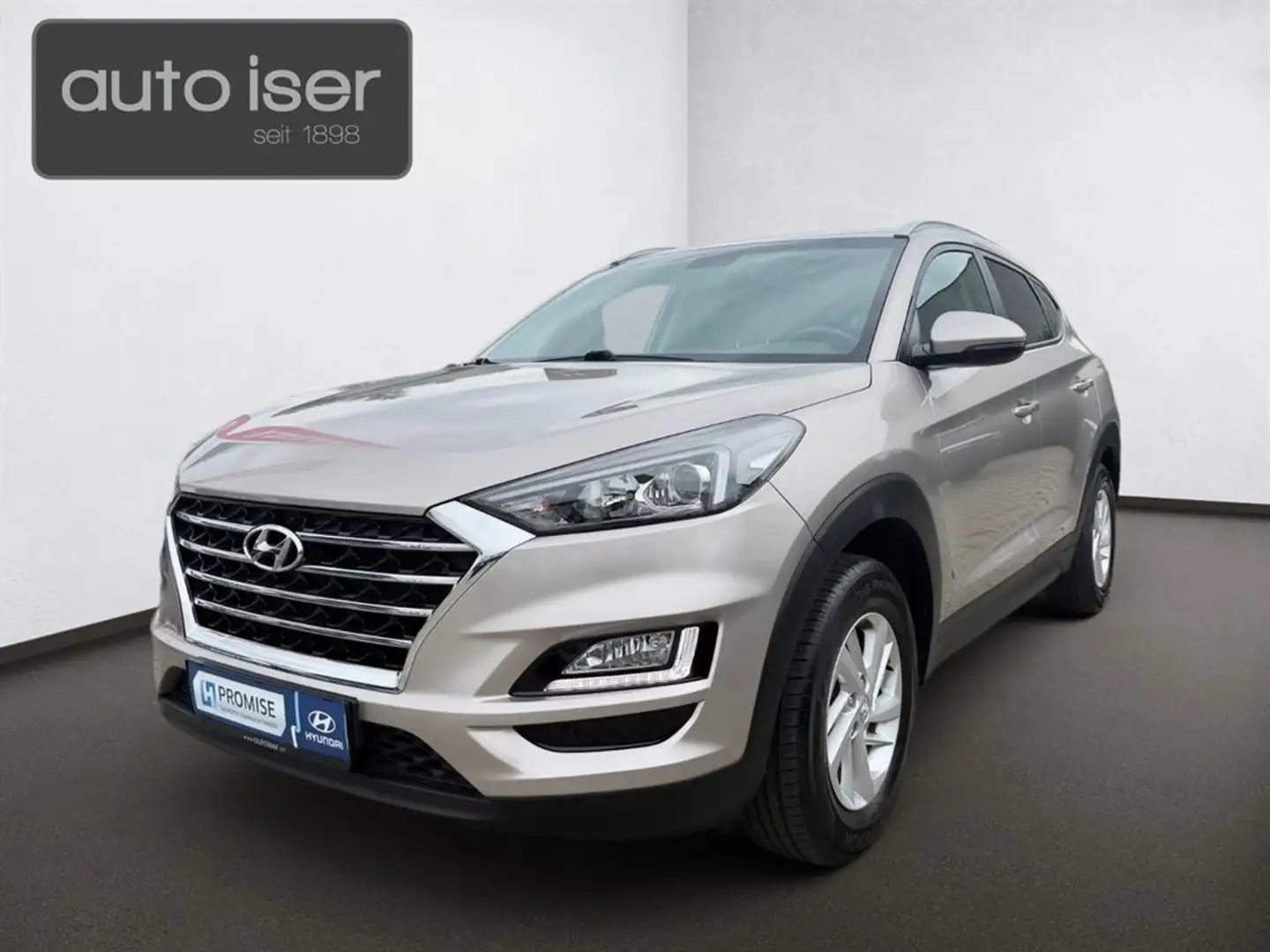 Hyundai TUCSON Level 3 1,6 GDi 2WD MT 803q Weiß - 1