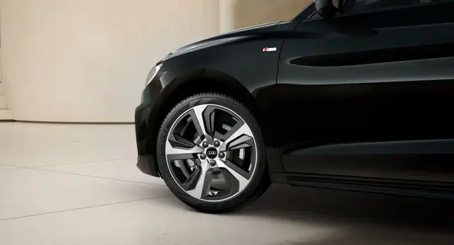 Audi A1 view 5