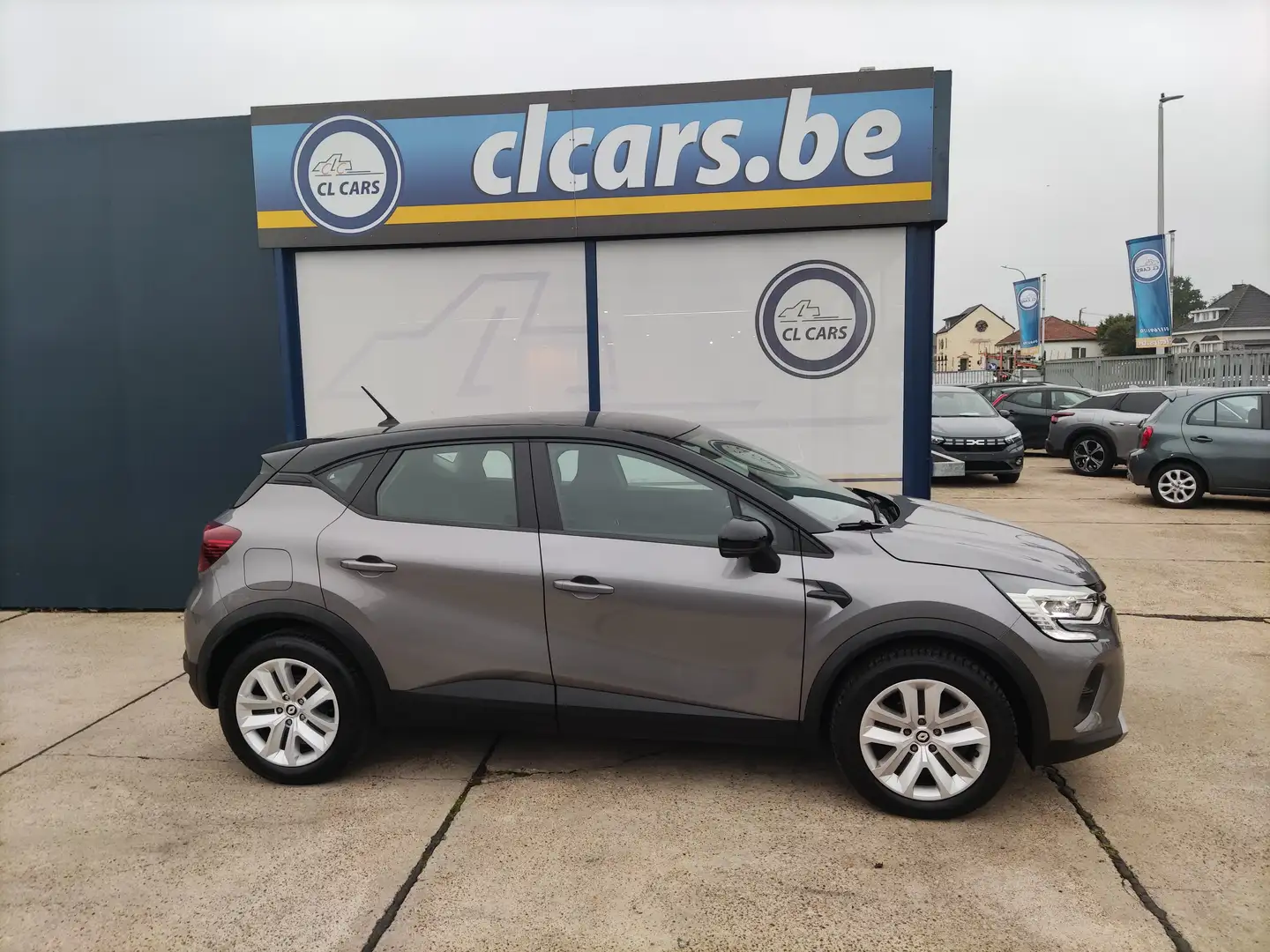 Renault Captur TCe 90/Navi/Parkeersensoren/Bluetooth/Lane/Cruise Gris - 2