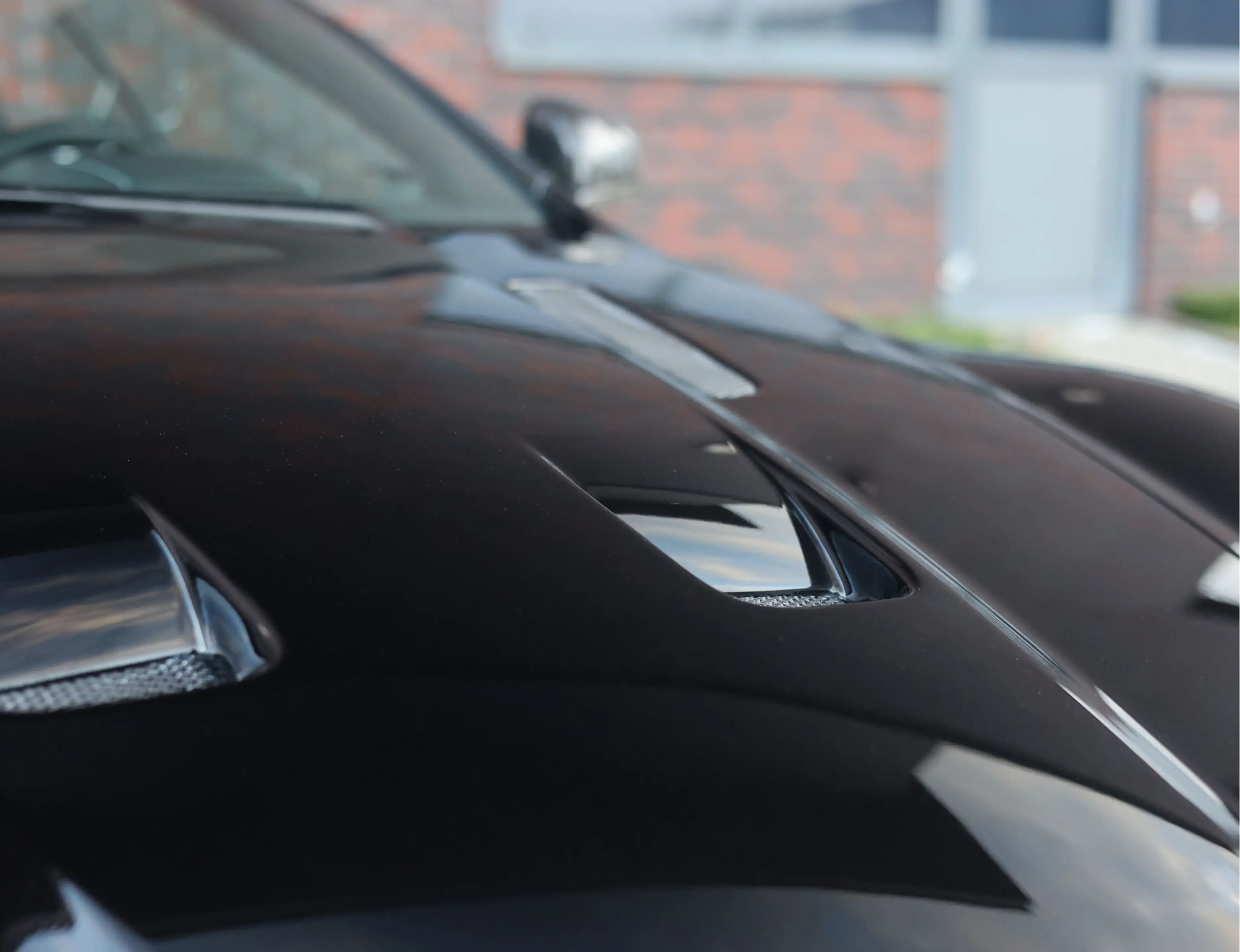 Aston Martin DBS Volante Ultimate 6.0 V12 | 1/41 - Carbon Black — photo 10