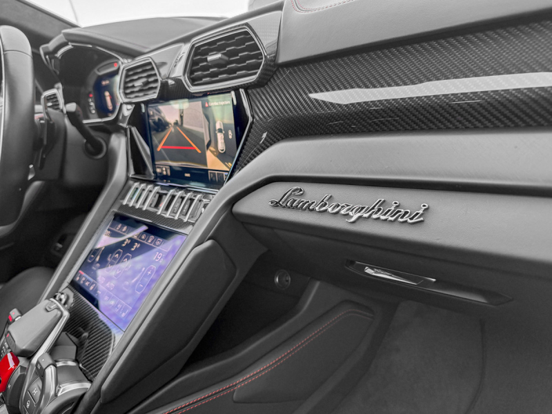 Lamborghini Urus 4.0 V8 Auto./PANO/22/360°/HUD/CARBON/VOLL — photo 15