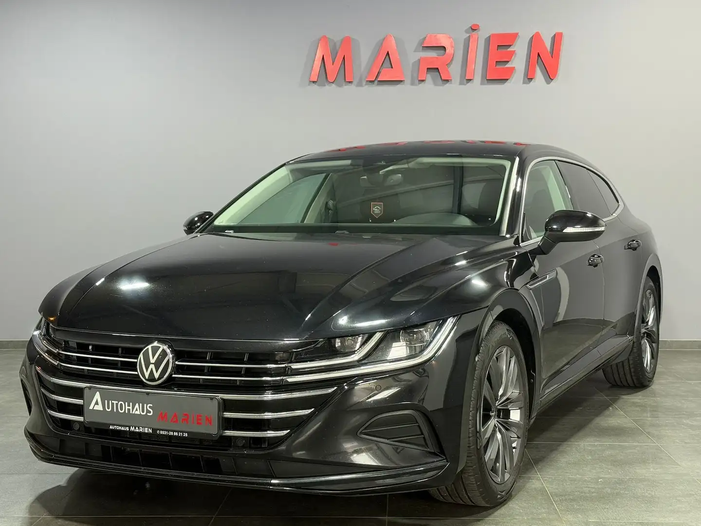 Volkswagen Arteon Shooting Brake 2.0 TDI DSG*LED*VIRTUAL Negro - 1
