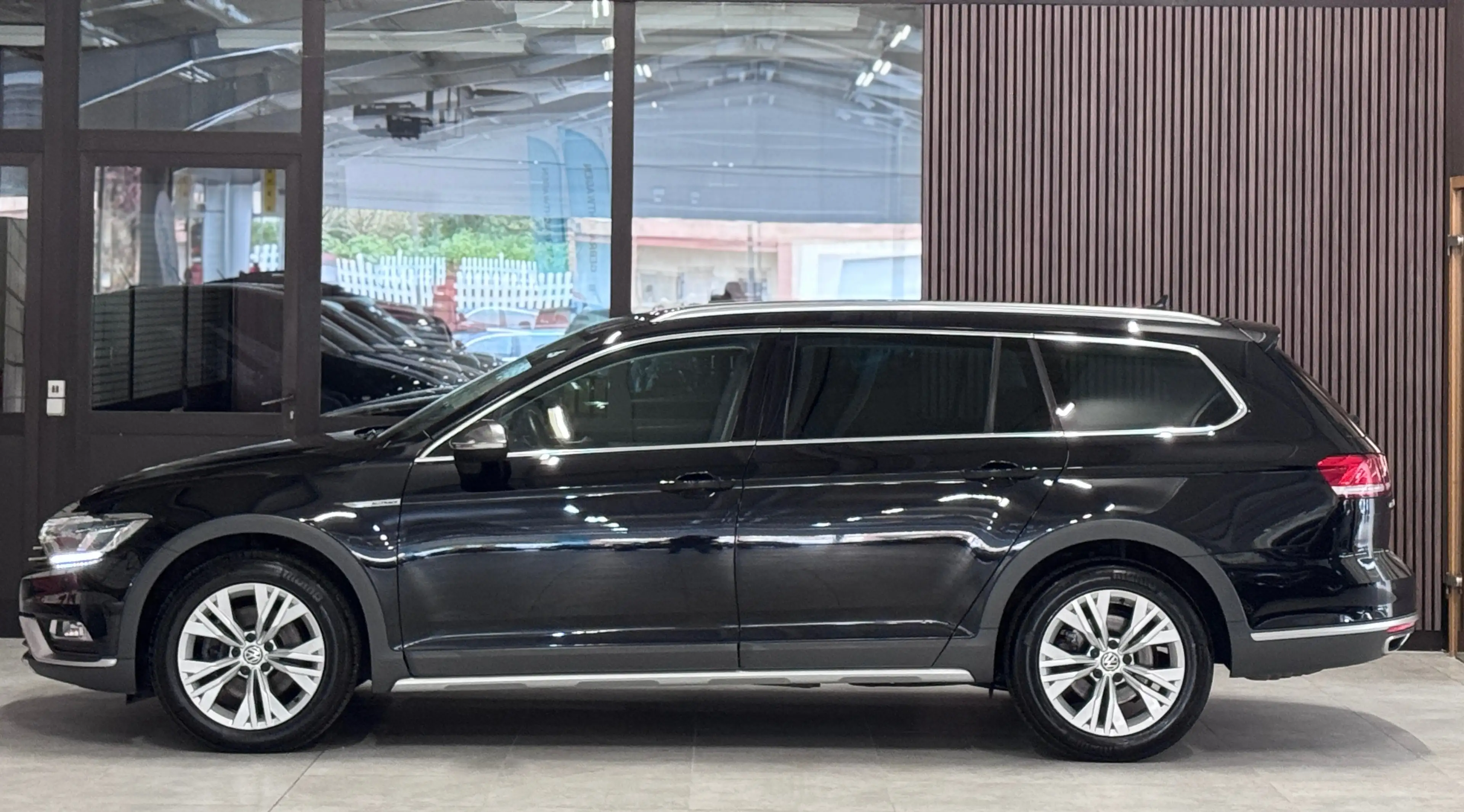 Volkswagen Passat Alltrack Alltrack BMT 4Motion*2.Hand*Kamera*Massage*Navi* — photo 8