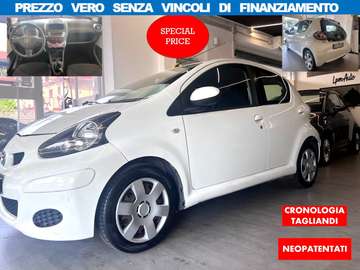 12V VVT-i 5 PORTE*NESSUN VINCOLO DI FINANZIAMENTO*