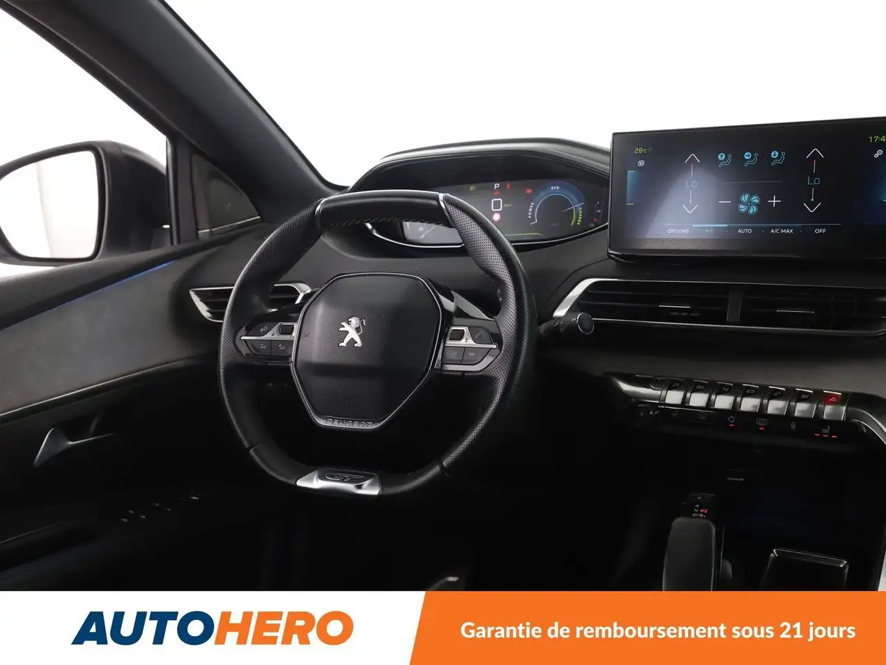 Peugeot 3008 3008 Plug-In Hybrid — photo 13