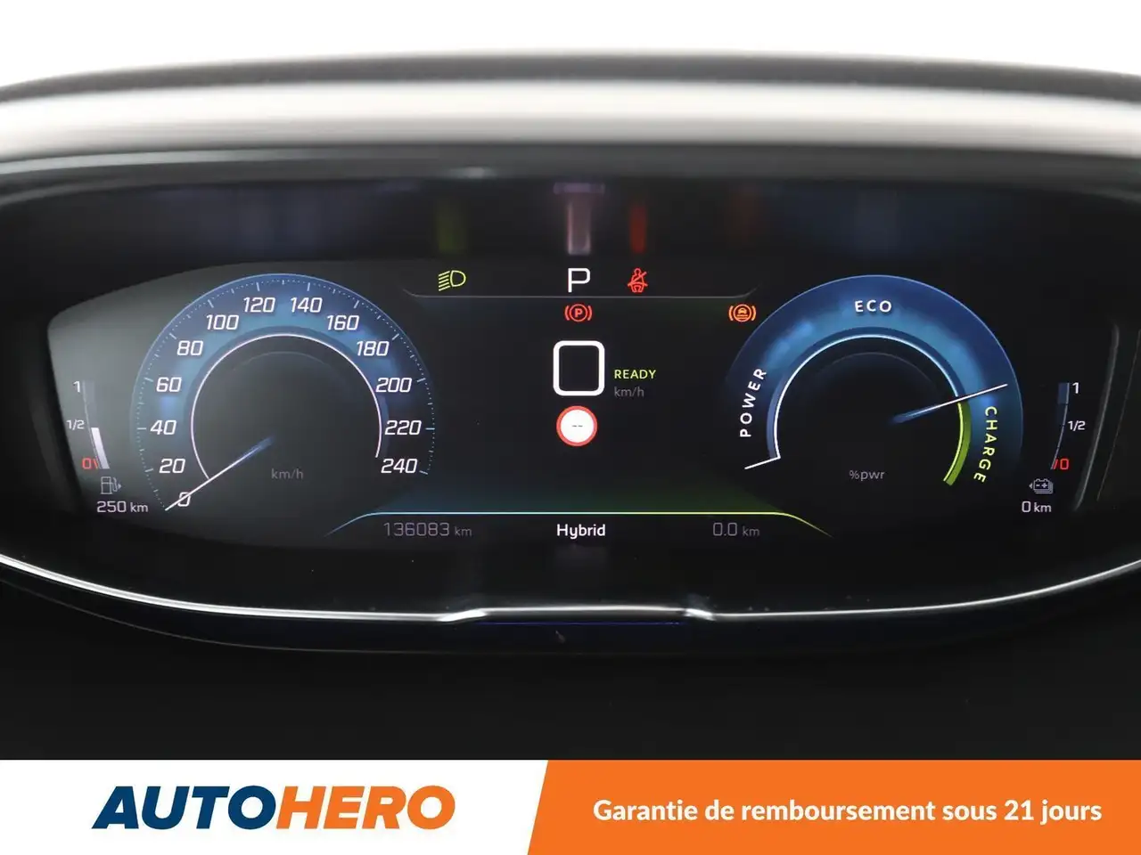 Peugeot 3008 3008 Plug-In Hybrid — photo 25