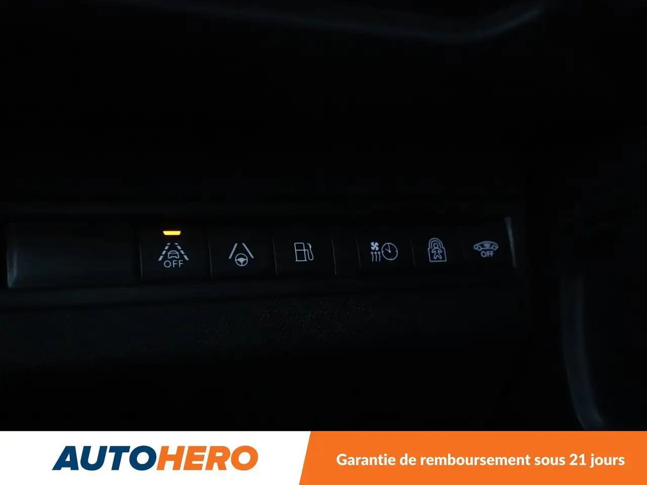 Peugeot 3008 3008 Plug-In Hybrid — photo 33