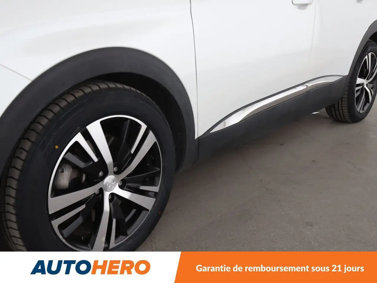 Peugeot 3008 3008 Plug-In Hybrid — photo 36