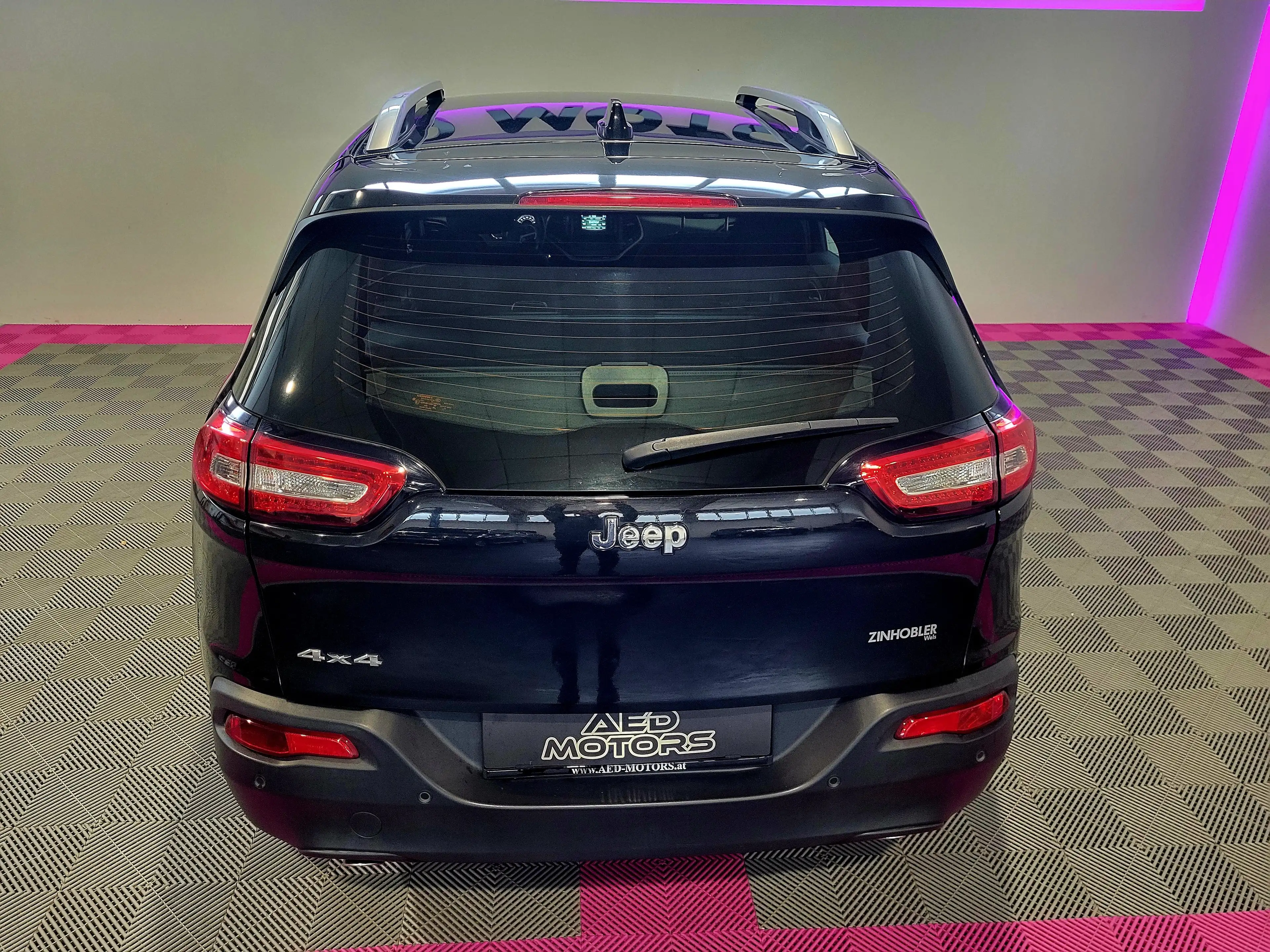 Jeep Cherokee Longitude 4WD — photo 13