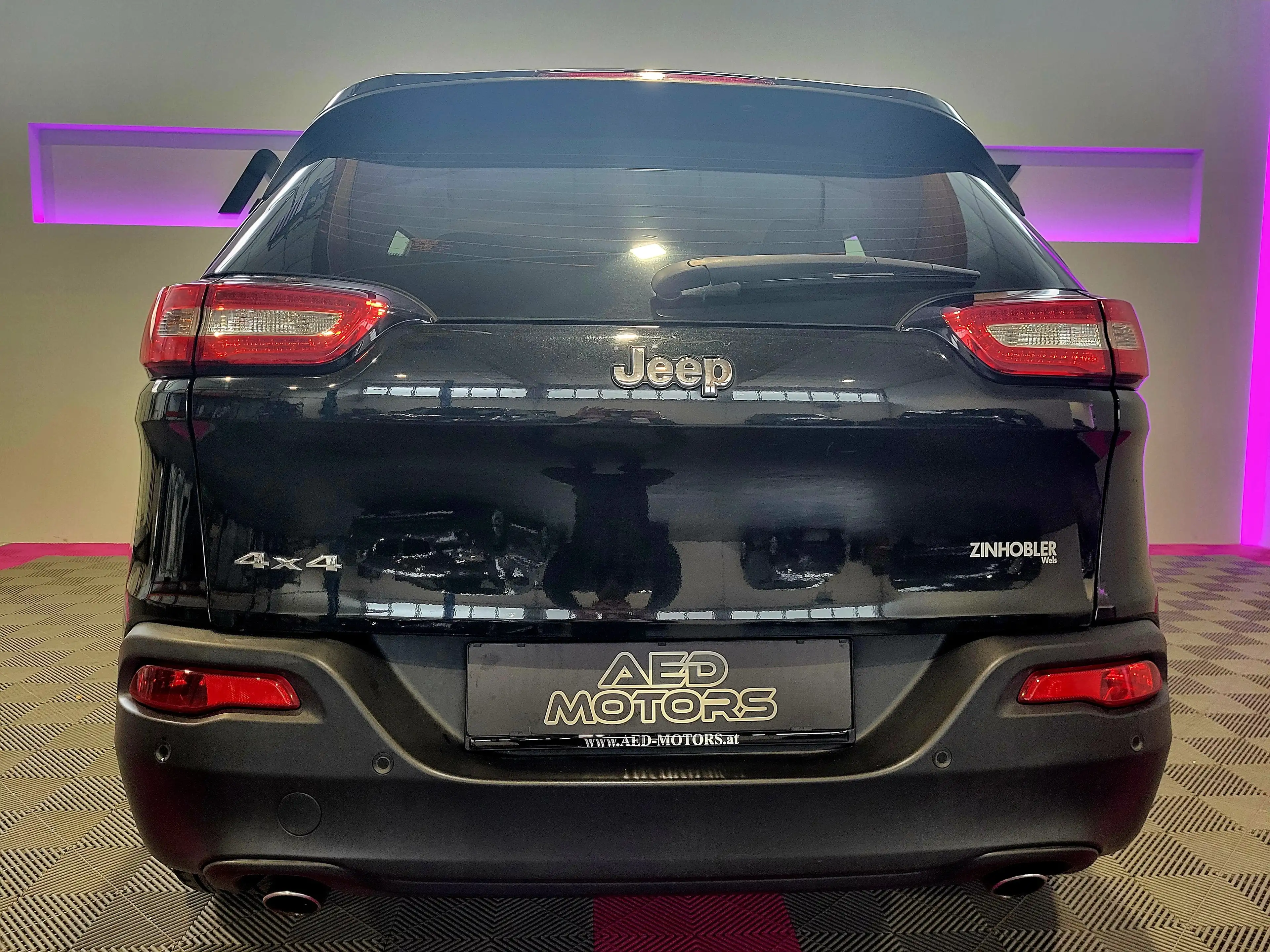 Jeep Cherokee Longitude 4WD — photo 11