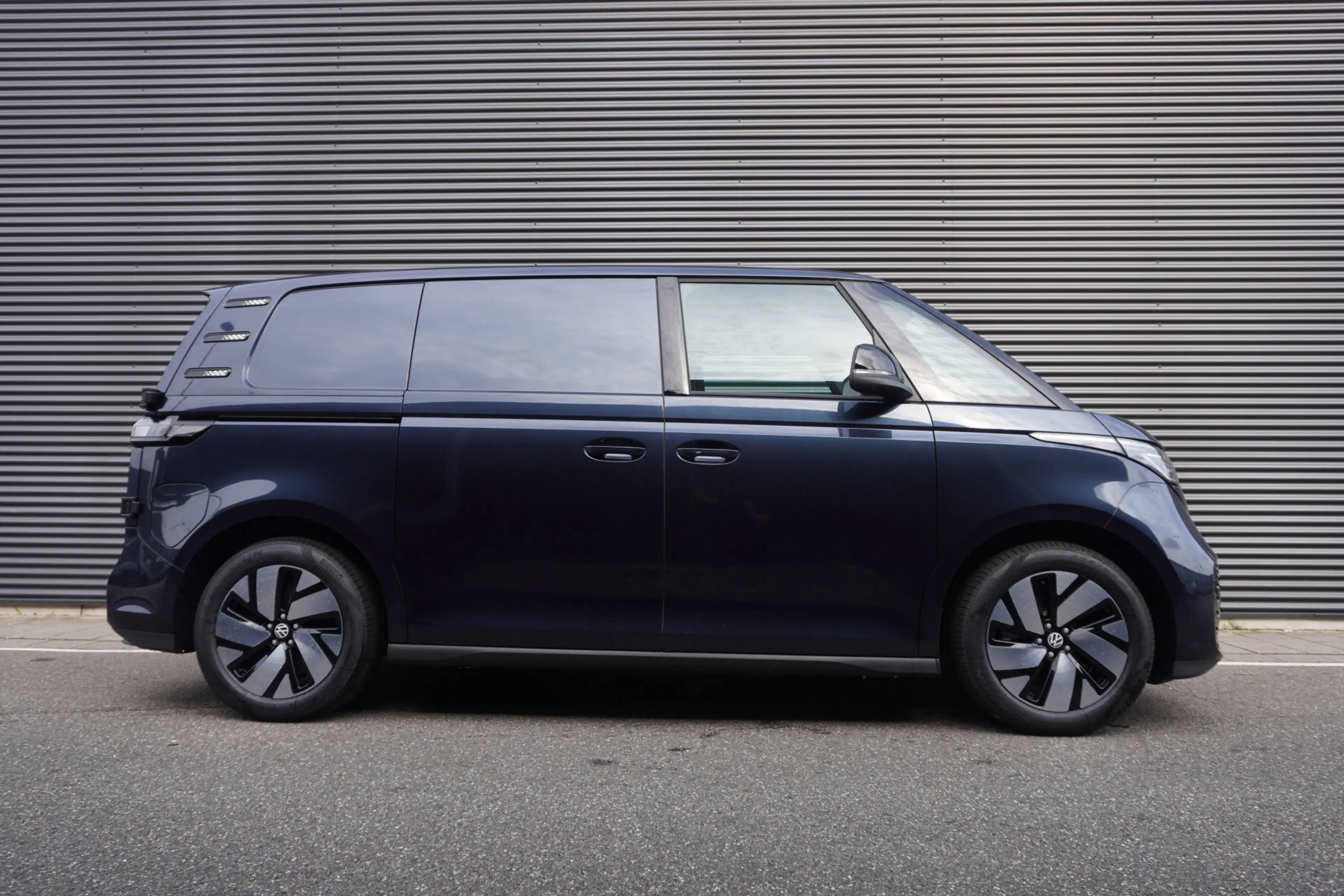 Volkswagen ID. Buzz Cargo ID. Buzz Cargo 286 pk, Achteruitrijcamera, Comfort — photo 3