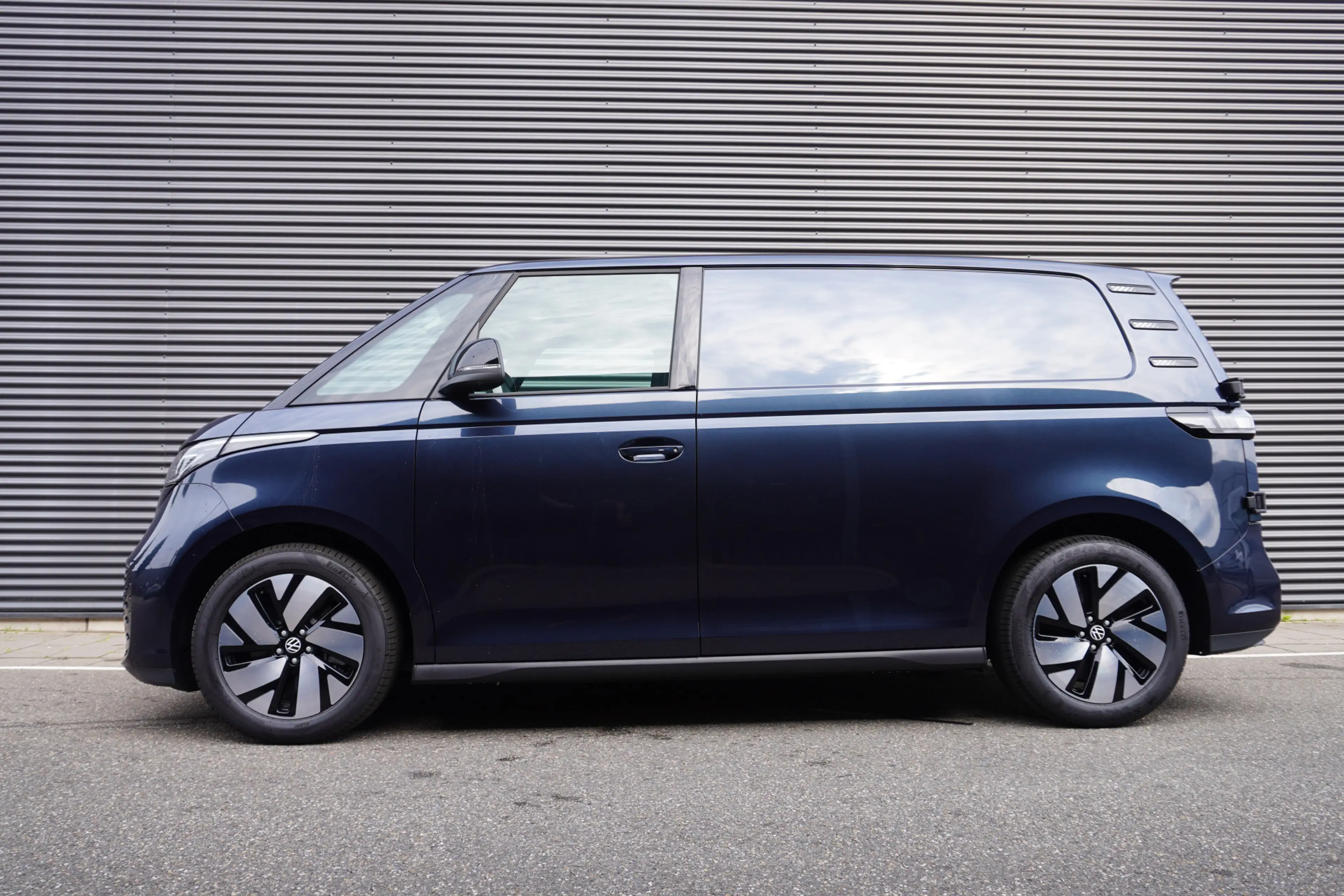 Volkswagen ID. Buzz Cargo ID. Buzz Cargo 286 pk, Achteruitrijcamera, Comfort — photo 6
