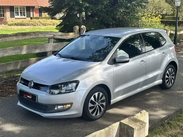Volkswagen Polo view 14