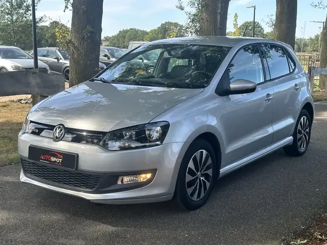 Volkswagen Polo view 7