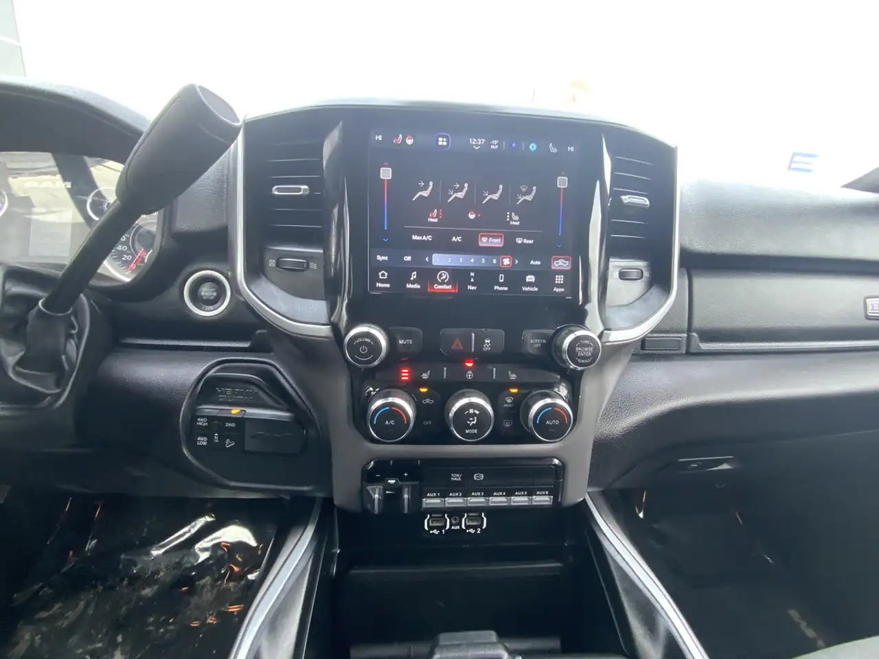 RAM 2500 снимка RAM 2500