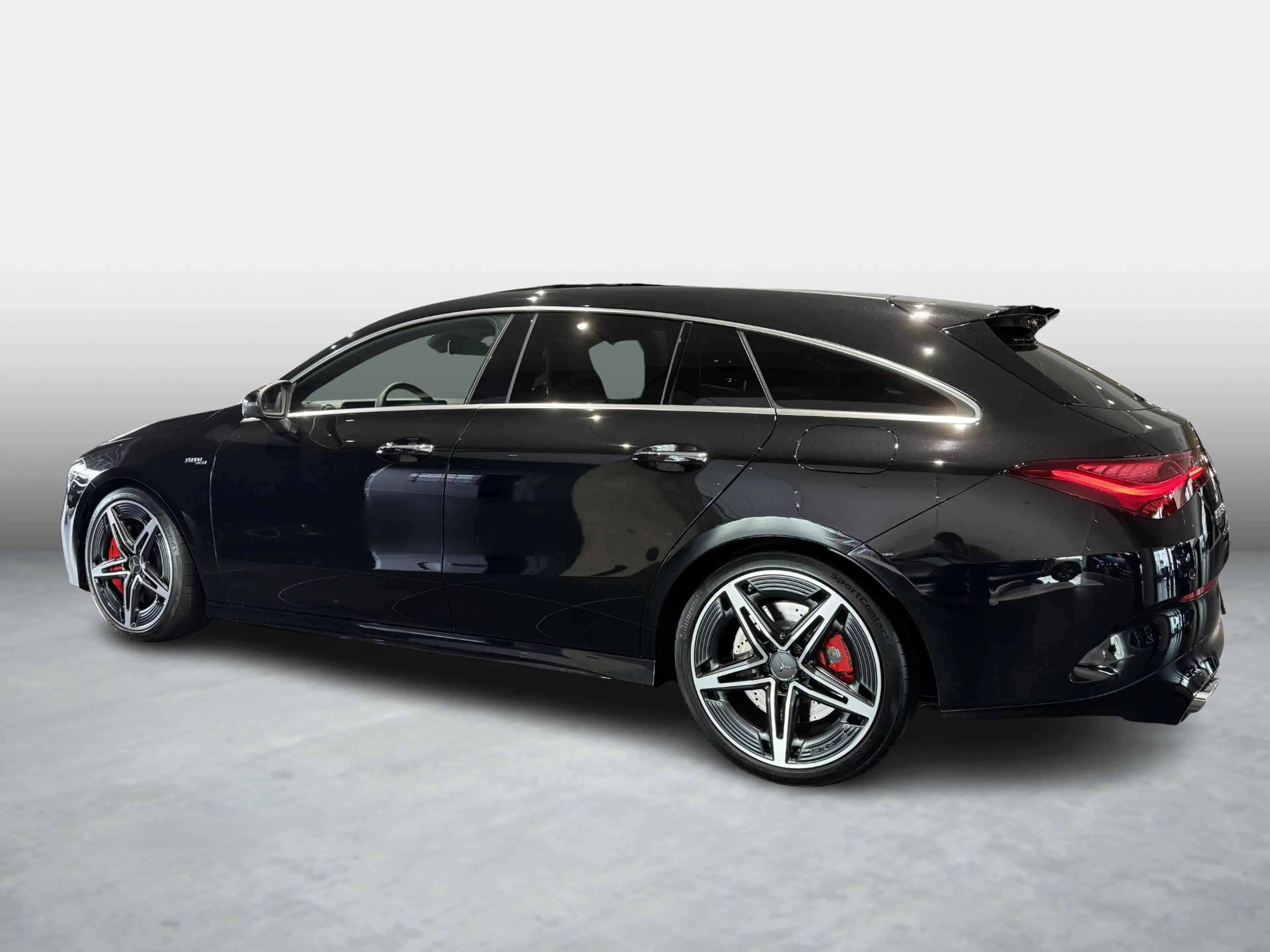 Mercedes-Benz CLA 35 AMG 4MATIC Shooting Brake + PANO DAK + CARPLAY + MULTI — photo 5