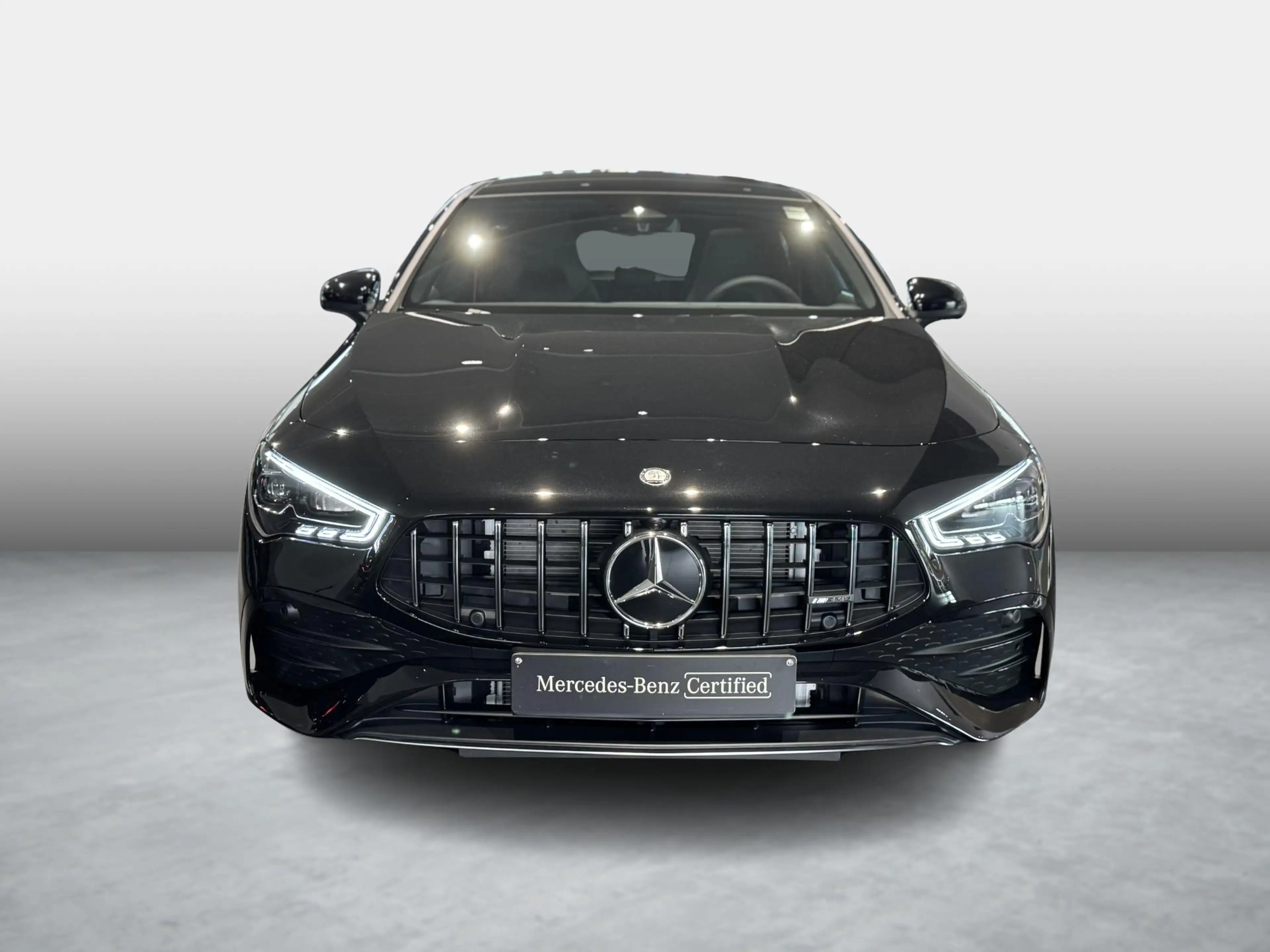 Mercedes-Benz CLA 35 AMG 4MATIC Shooting Brake + PANO DAK + CARPLAY + MULTI — photo 2