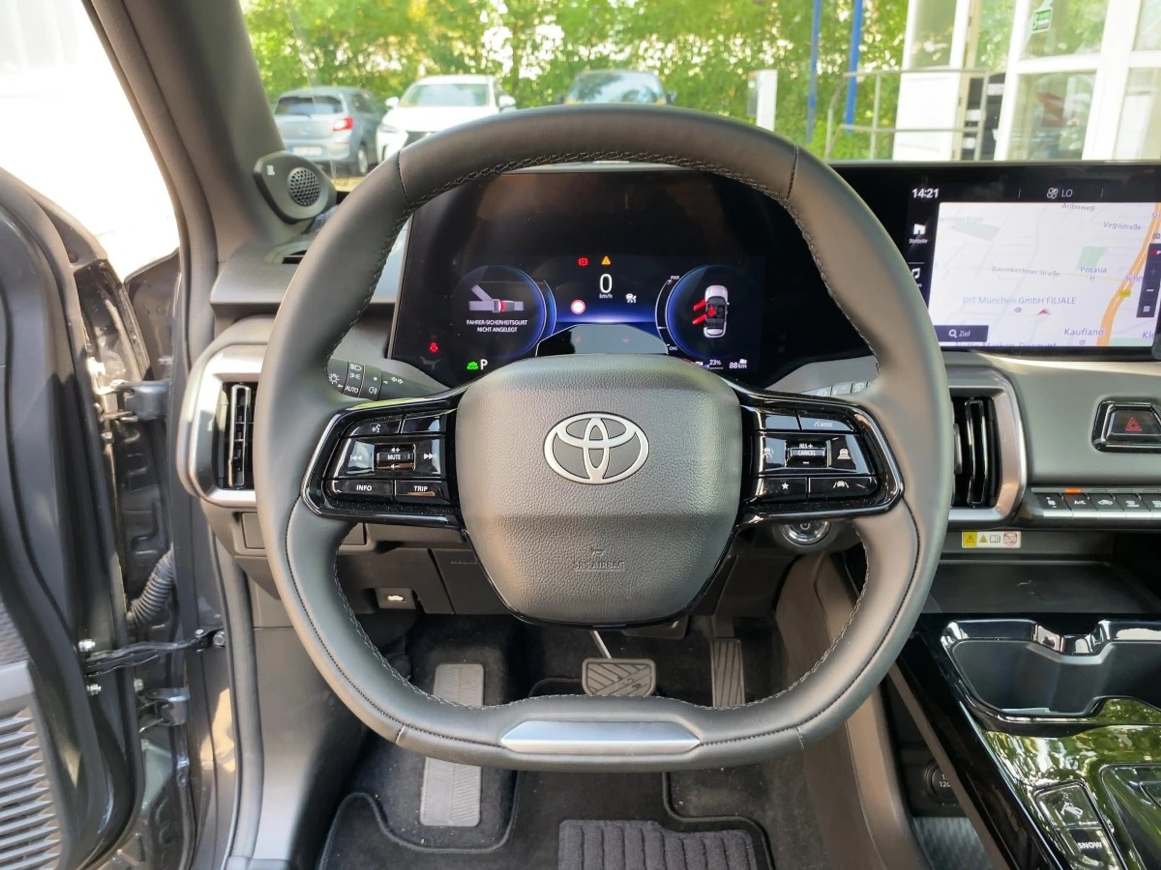 Toyota Urban Cruiser 4x2Lounge *schnell verfügbar* — photo 11