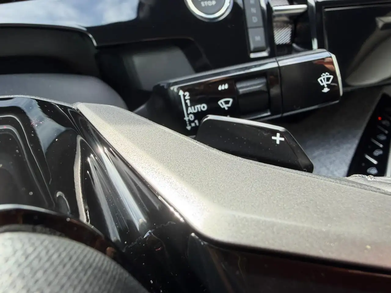 Peugeot 3008 Hybrid 145 Allure e-DCS 6 10