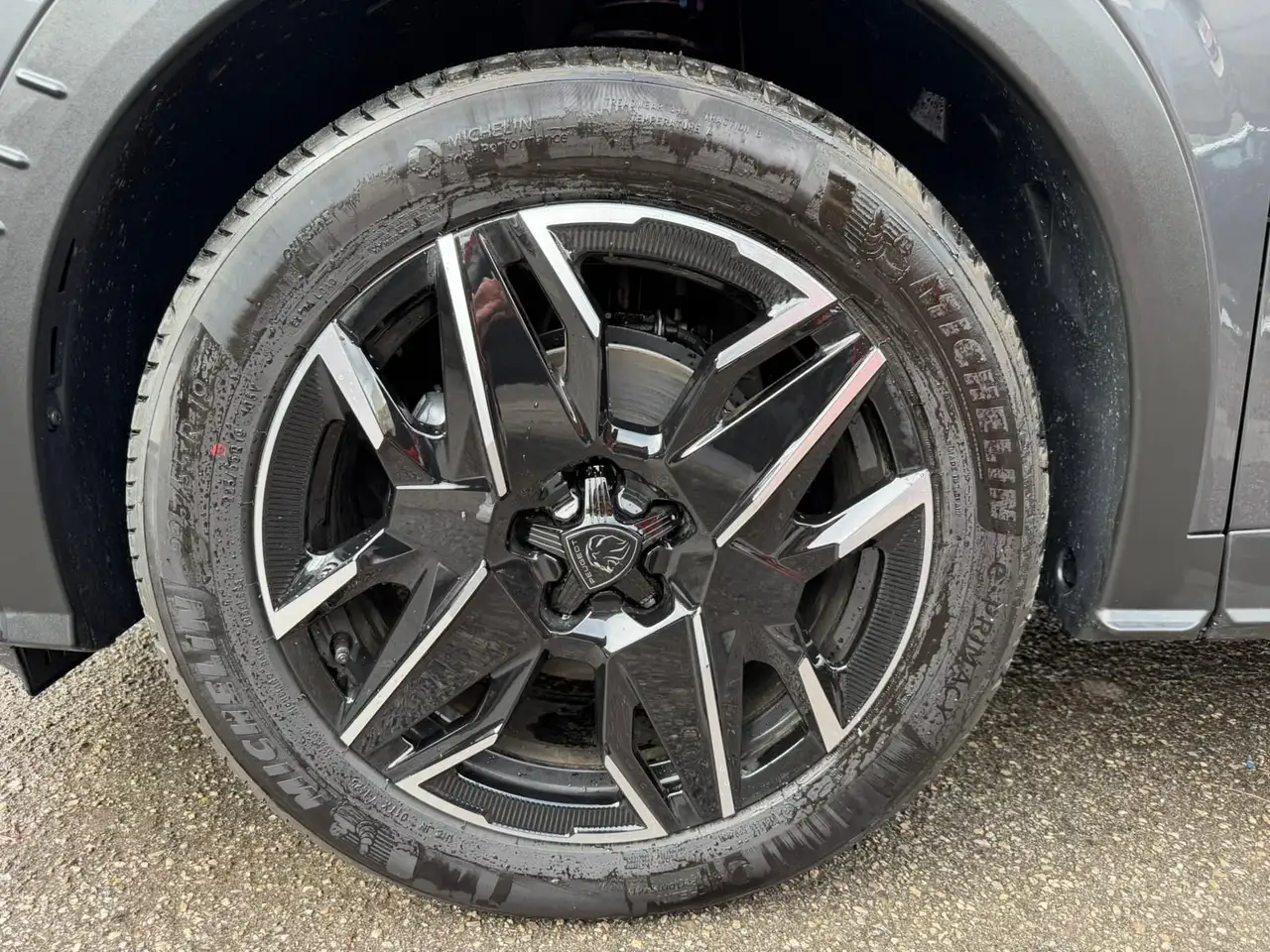 Peugeot 3008 Hybrid 145 Allure e-DCS 6 6