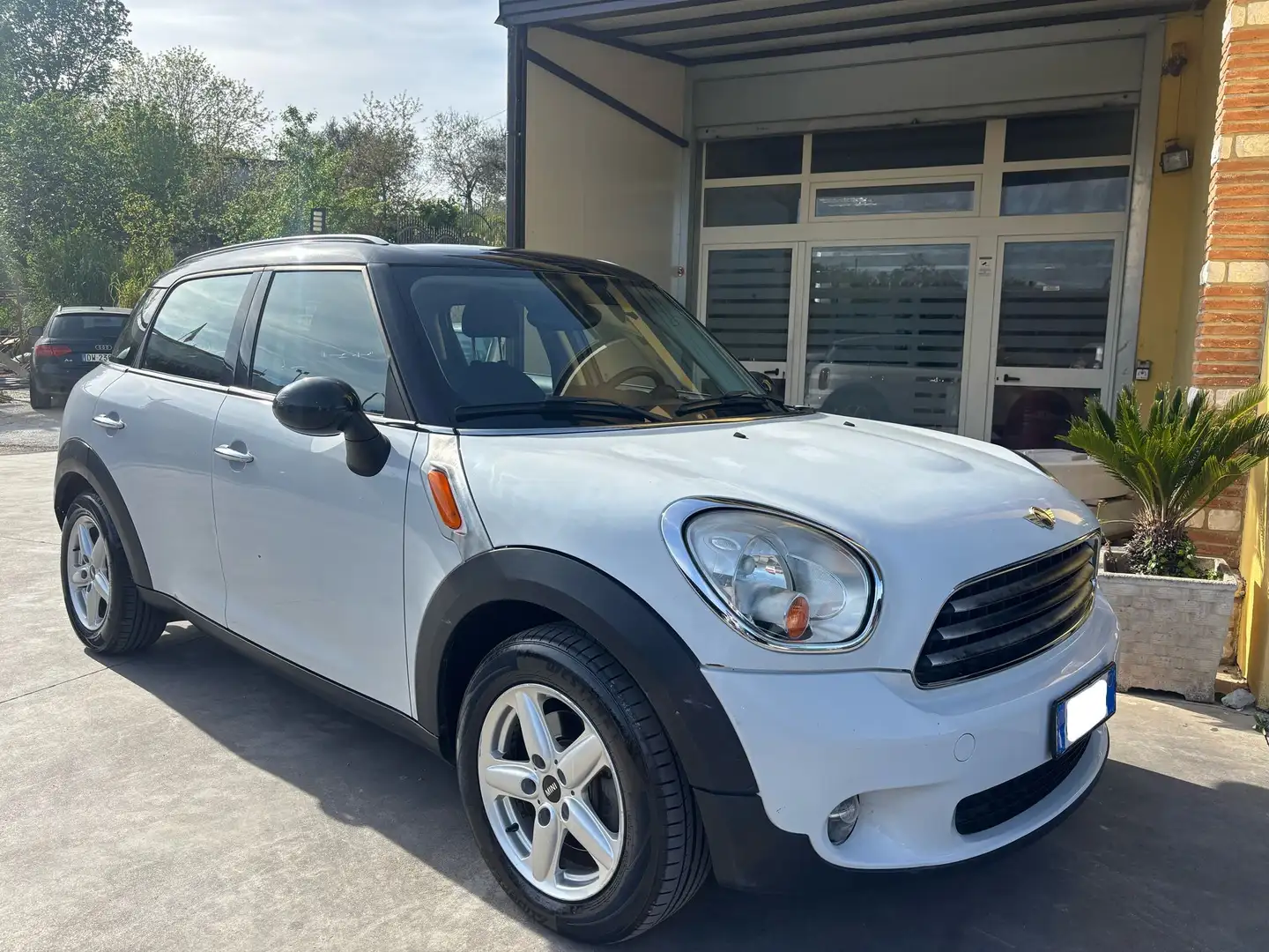 MINI Countryman D - 1