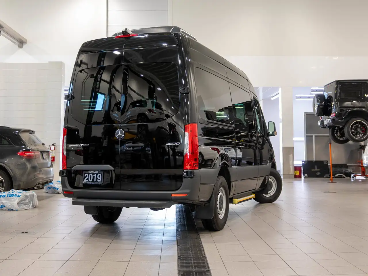 Mercedes-Benz Sprinter снимка Mercedes-Benz Sprinter