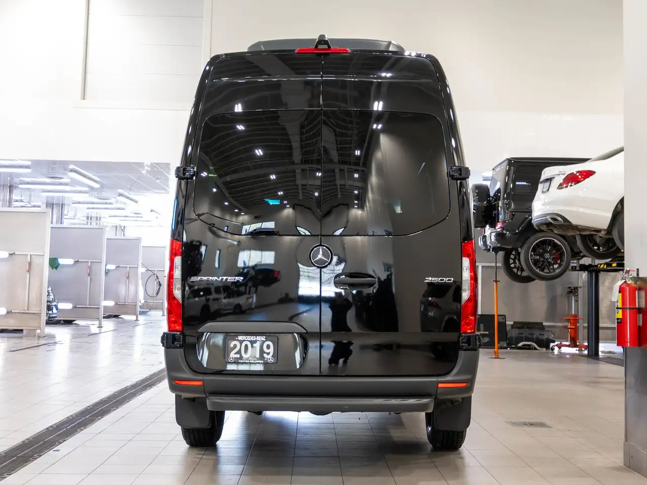 Mercedes-Benz Sprinter снимка Mercedes-Benz Sprinter