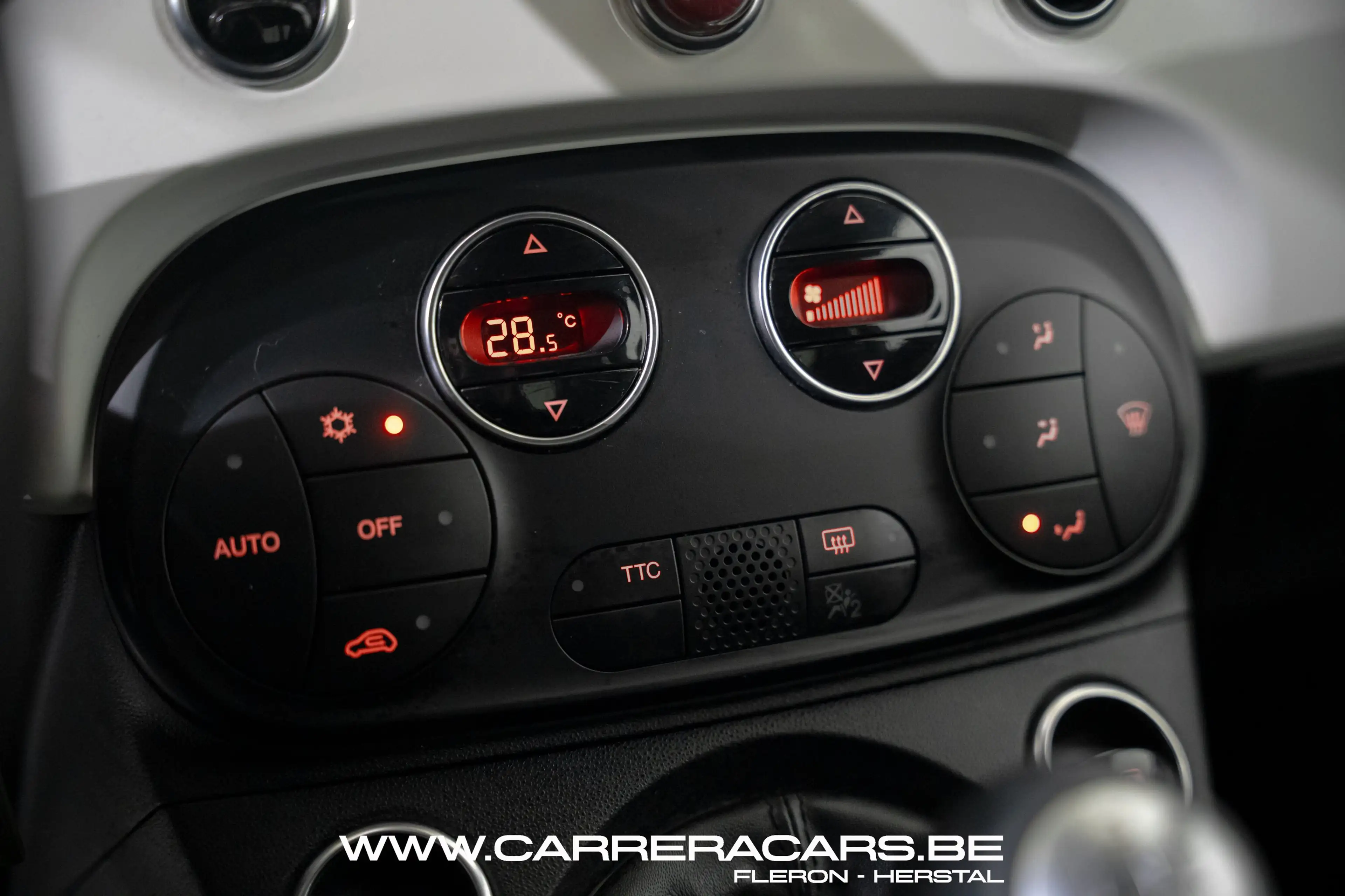 Abarth 595 1.4 T-Jet*|NAVI*PDC*CLIMA*GARANTIE 12 MOIS*16"| — photo 10