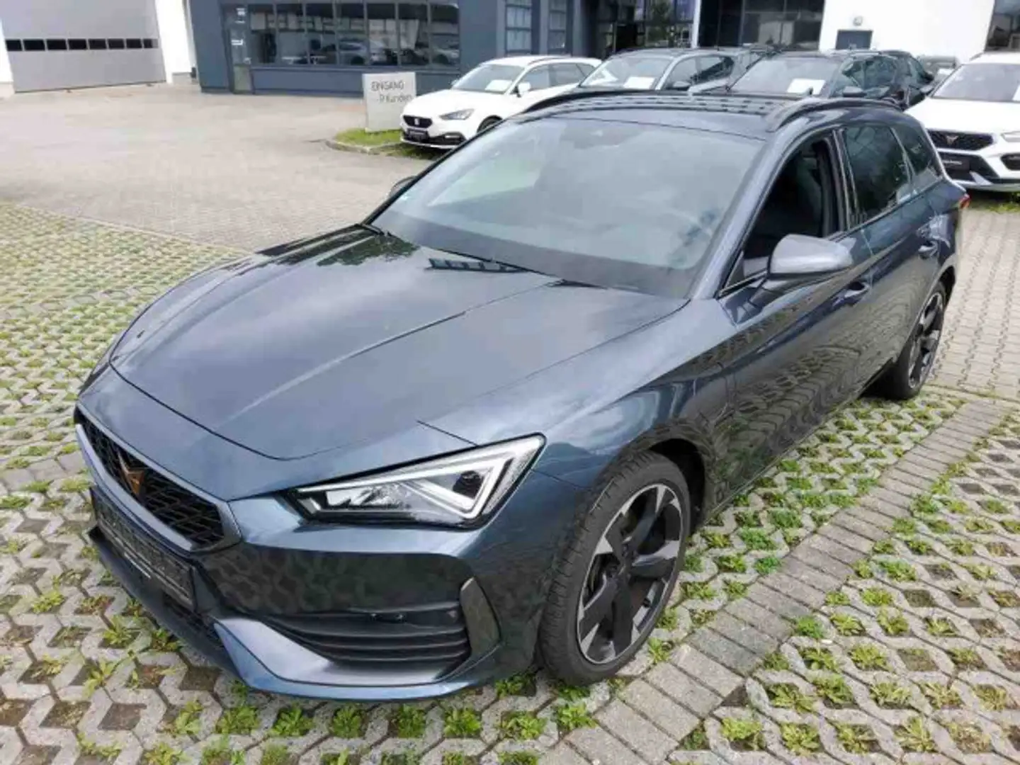 CUPRA Leon Sportstourer 1.4 eHybrid NAVI KAMERA LED LM Grau - 2