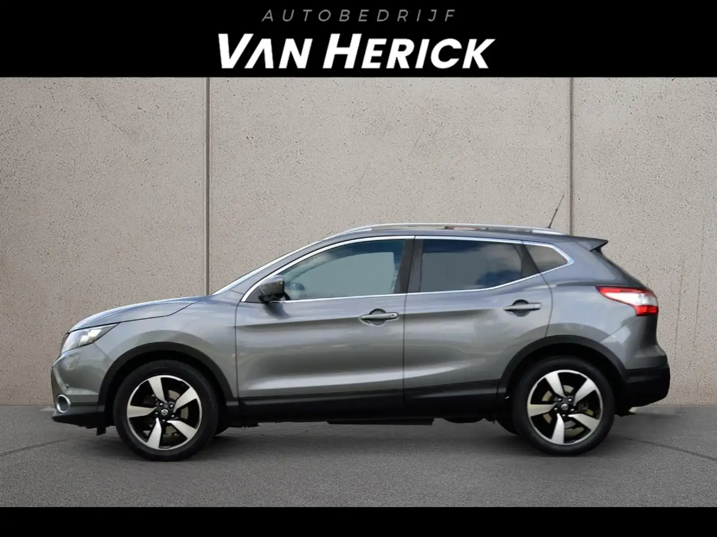 Nissan Qashqai 1.2 Premier Edition | Panodak | Camera | LM velgen Grijs - 2