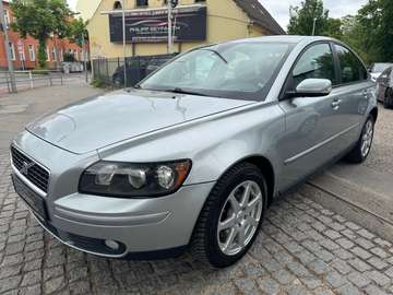 Lim.2.4*AUTOMATIK*LEDER*ZAHNR.NEU*2xSITZ.HZG