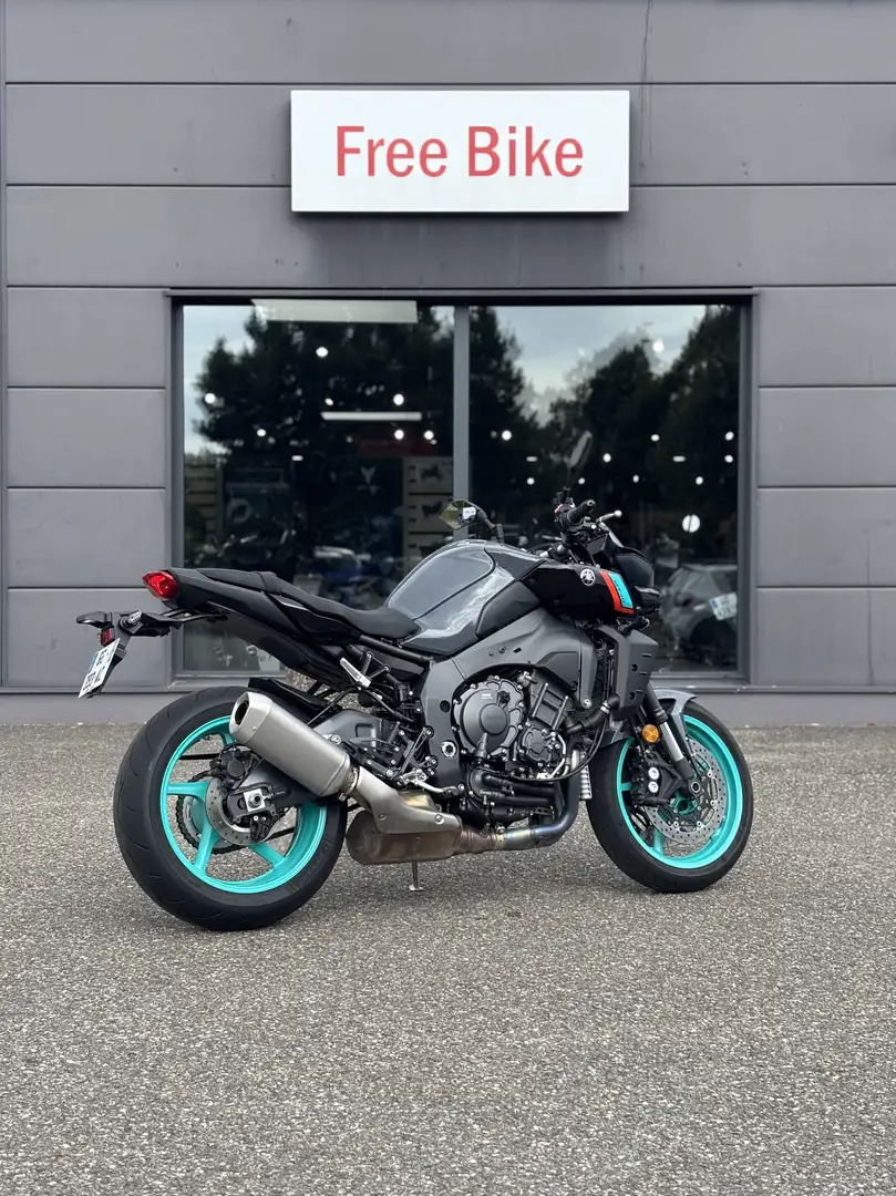 Yamaha MT-10 Grau - 2