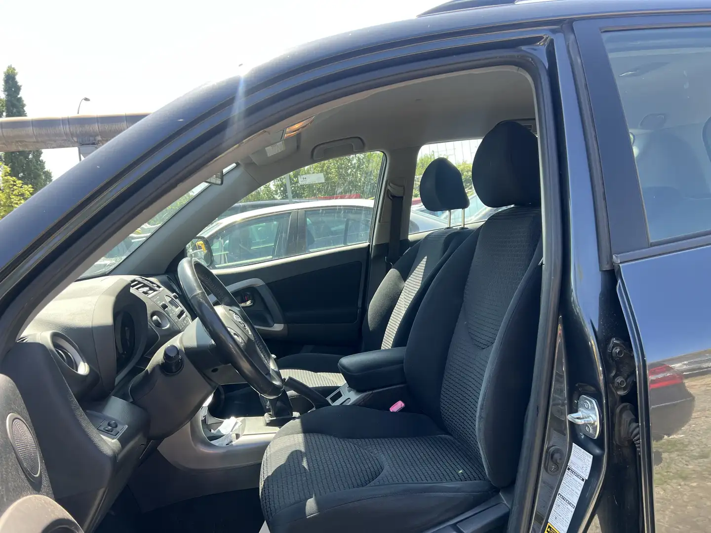 Toyota RAV 4 Sol Gris - 2