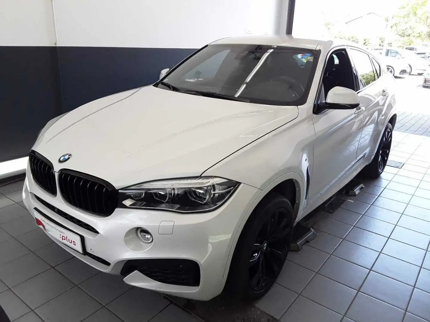 BMW X6 xDrive 30d 258PS HUD.KAMERA.SHZG.2xPDC Blanc - 2