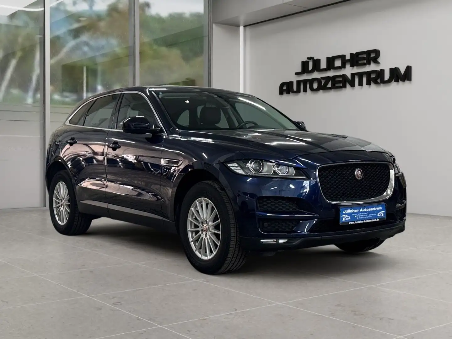 Jaguar F-Pace 20d Prestige,1.Hand, Tüv/Au + Insp. Neu Blau - 1