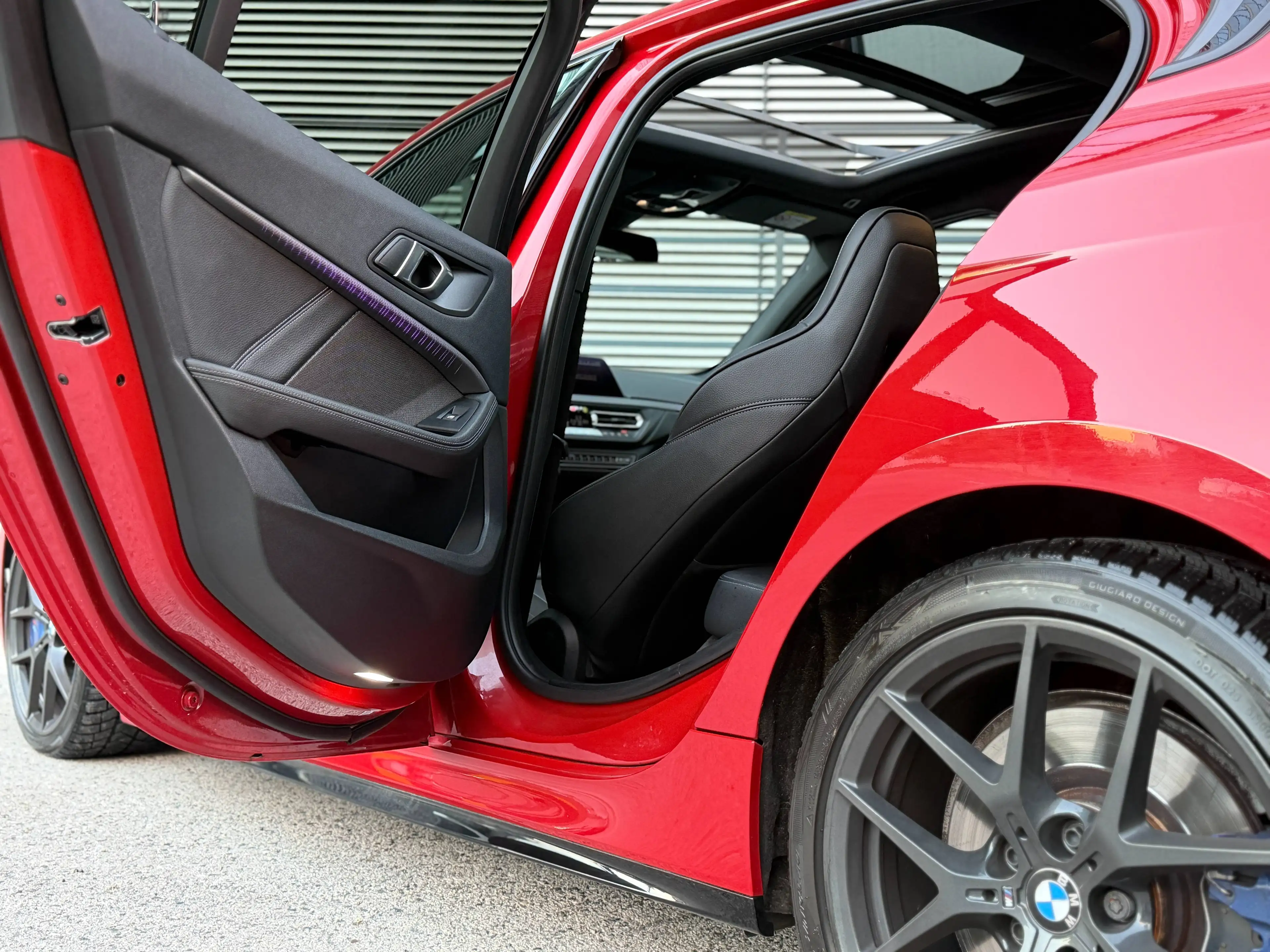 BMW 135 M135 i xDrive|PANO|KEYLESS|HEAD-UP|HARMAN|MEMORY|G — photo 13